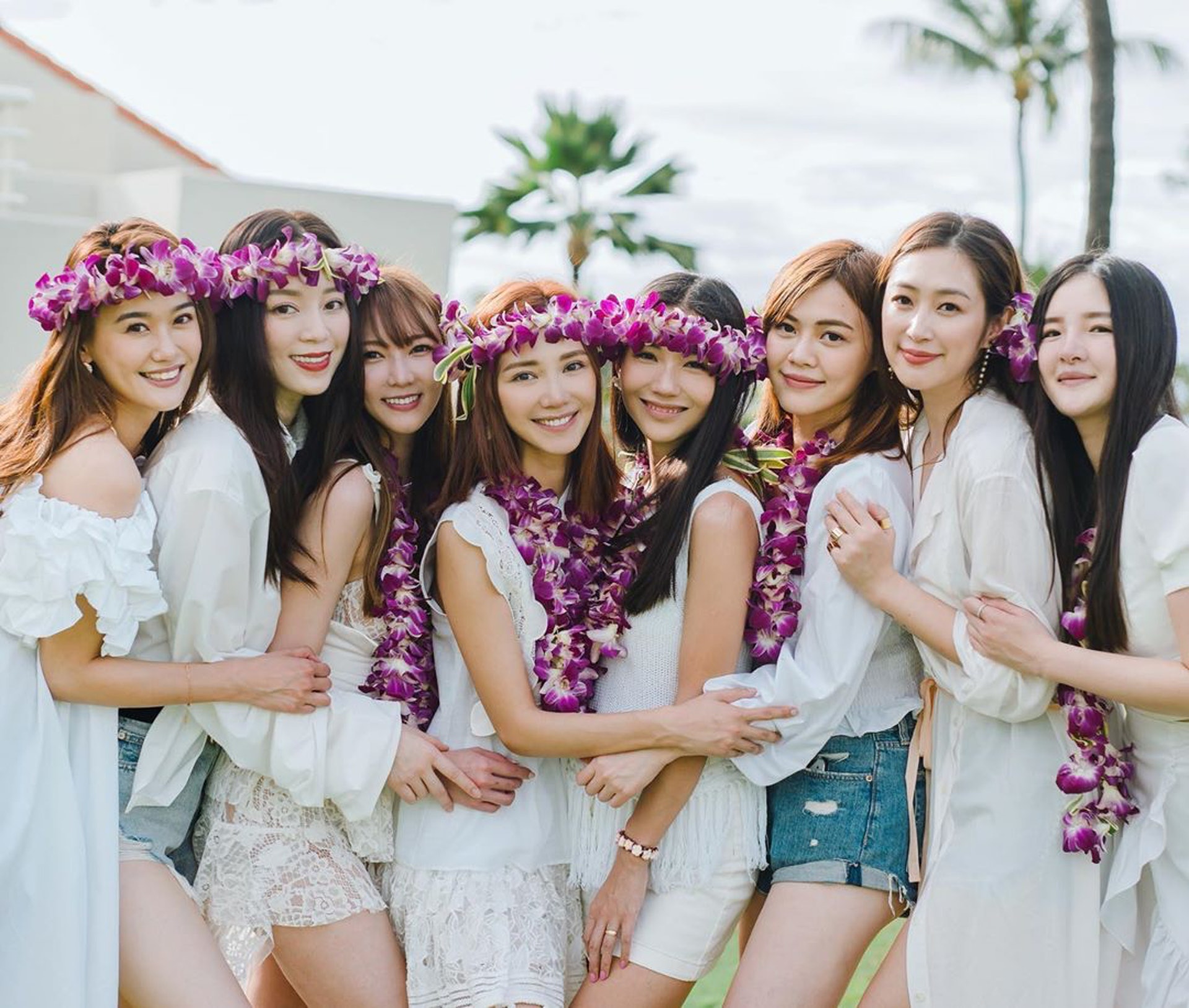 倪晨曦(Elva)的一班姊妹團包括孖生細妹倪晨曄(Jennifer)、鍾浠文(Zelia)、朱韻韻(Angel)、李月(Bobo)、簡幗儀(Lilian)等,個個都顏值超高!(IG@boboll_ll) 倪晨曦(Elva)的一班姊妹團包括孖生細妹倪晨曄(Jennifer)、鍾浠文(Zelia)、朱韻韻(Angel)、李月(Bobo)、簡幗儀(Lilian)等,個個都顏值超高!(IG@boboll_ll)