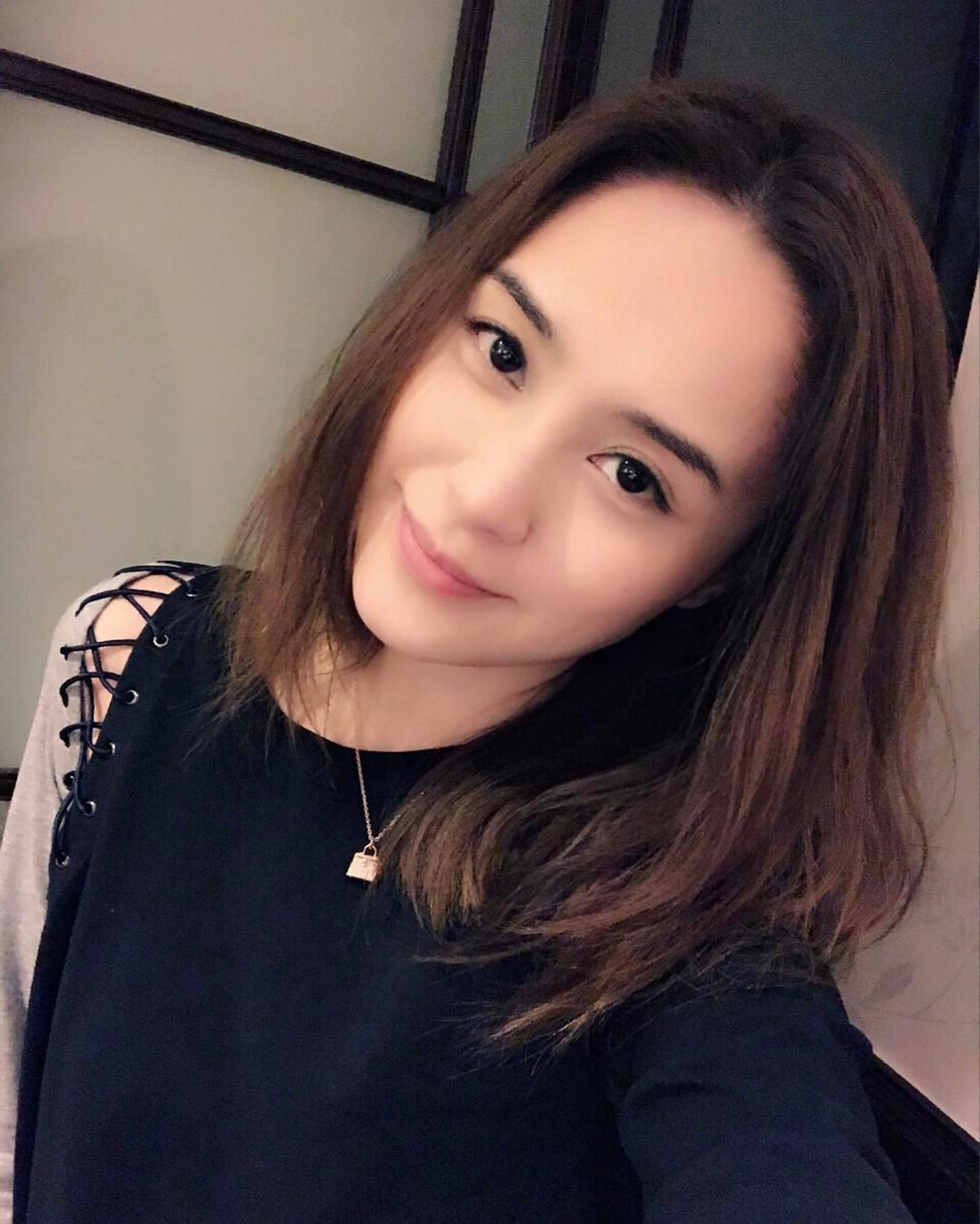 乾性頭皮則會在洗完頭二至三天後,才會有頭皮出現輕微油膩感。(IG@q_gill) 乾性頭皮則會在洗完頭二至三天後,才會有頭皮出現輕微油膩感。(IG@q_gill)