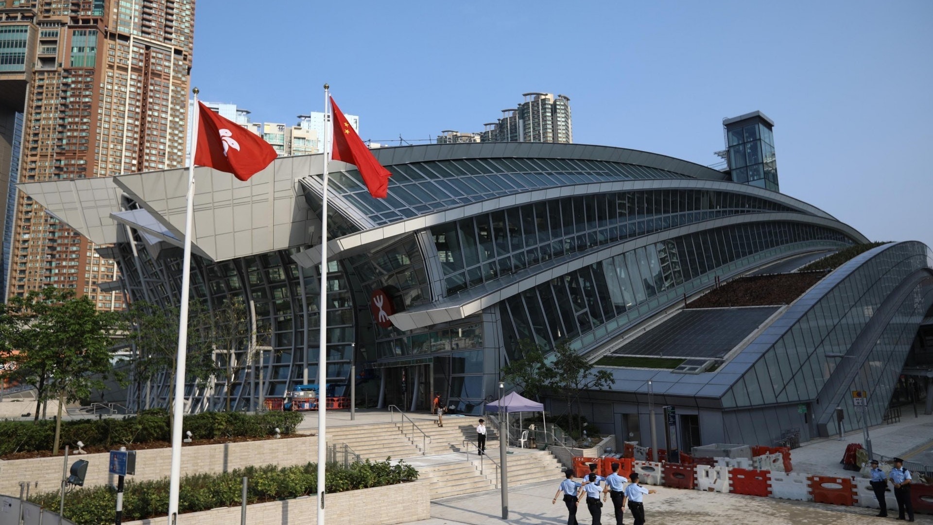 【武漢肺炎】停自由行有漏洞 淘寶150元可買假行程單憑護照來港 【武漢肺炎】停自由行有漏洞 淘寶150元可買假行程單憑護照來港