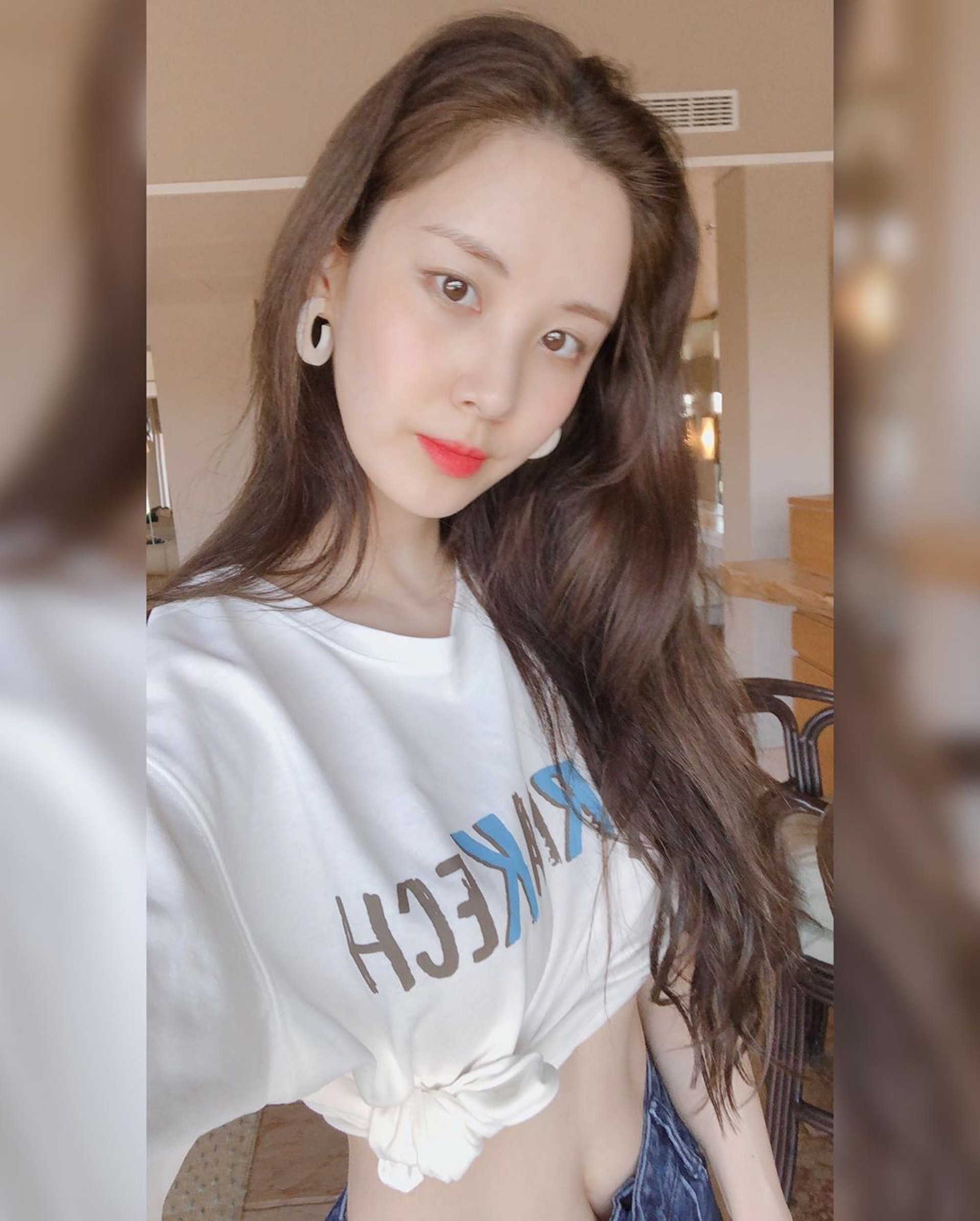 徐玄在IG大曬峇厘島的美照,一條纖腰惹人羨慕。(IG/@seojuhyun_s) 徐玄在IG大曬峇厘島的美照,一條纖腰惹人羨慕。(IG/@seojuhyun_s)