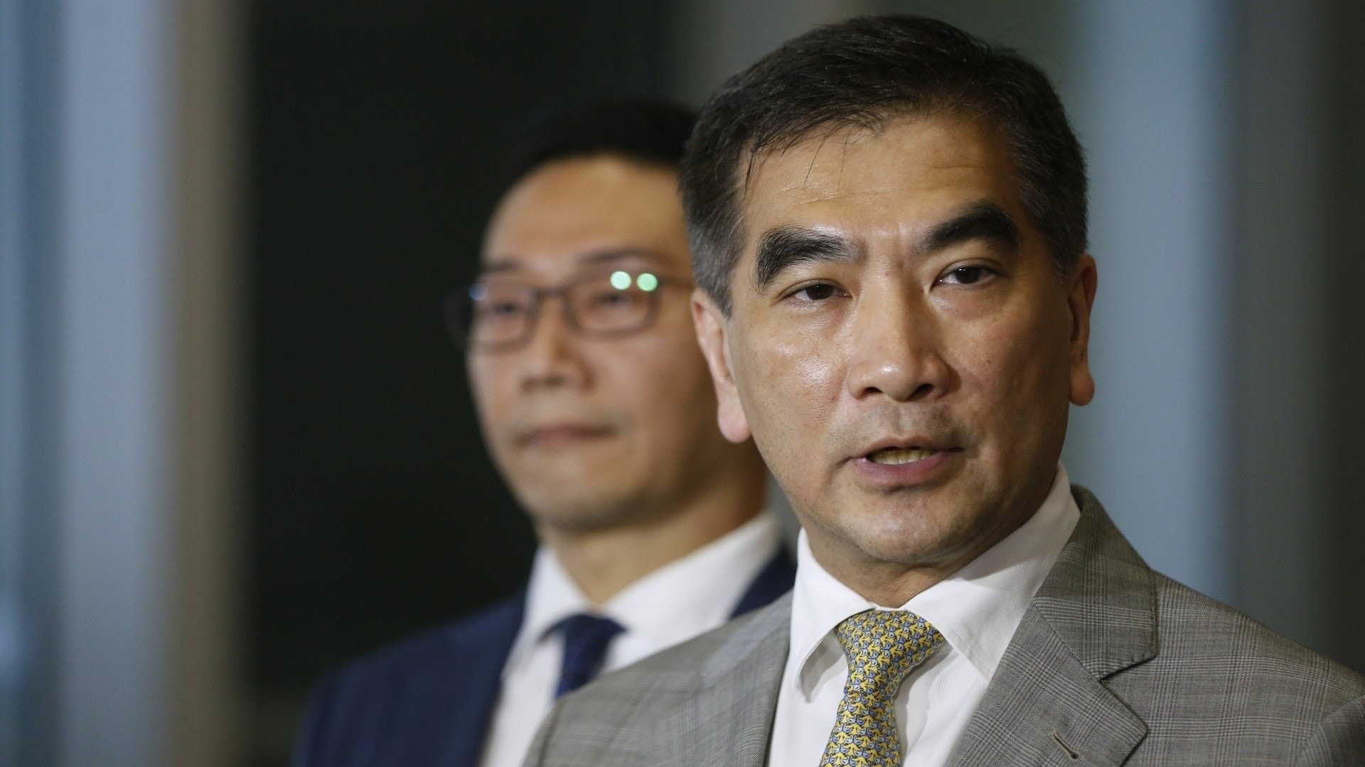 【武漢肺炎】紡織界研改生產線增口罩量 鍾國斌:做得幾多得幾多 【武漢肺炎】紡織界研改生產線增口罩量 鍾國斌:做得幾多得幾多