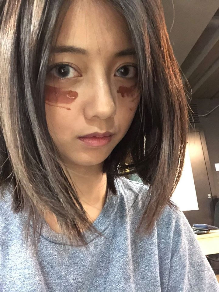 台灣網紅竹竹有著一對巨眼，網民大讚神似《銃夢：戰鬥天使》中的艾莉達。（Facebook@ 竹竹加油好嗎）