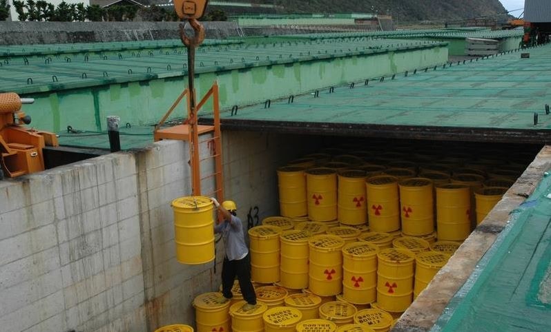 為解決蘭嶼核廢料問題，台電提出在無人島設置集中存放設施，並選出4個無人島作為候選場地。  (中央社)