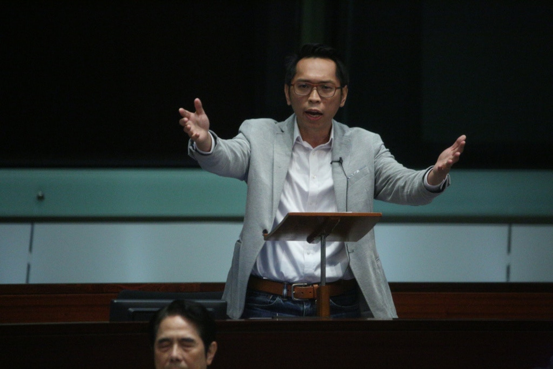 ç«æé¸è å·¥è¯æå°è±çåå·¥çè°å¸é¸é éæ£é£ä»»æ é失 馿¸¯01 æ