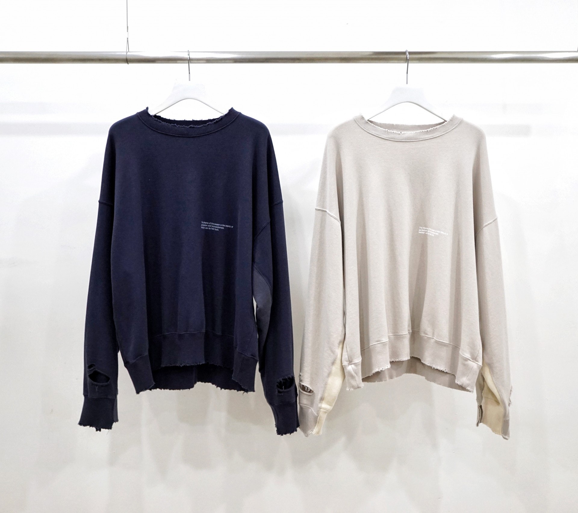 stein Double Pattern Rebuild Sweat,$2,980。(GRAPH LAYER) stein Double Pattern Rebuild Sweat,$2,980。(GRAPH LAYER)