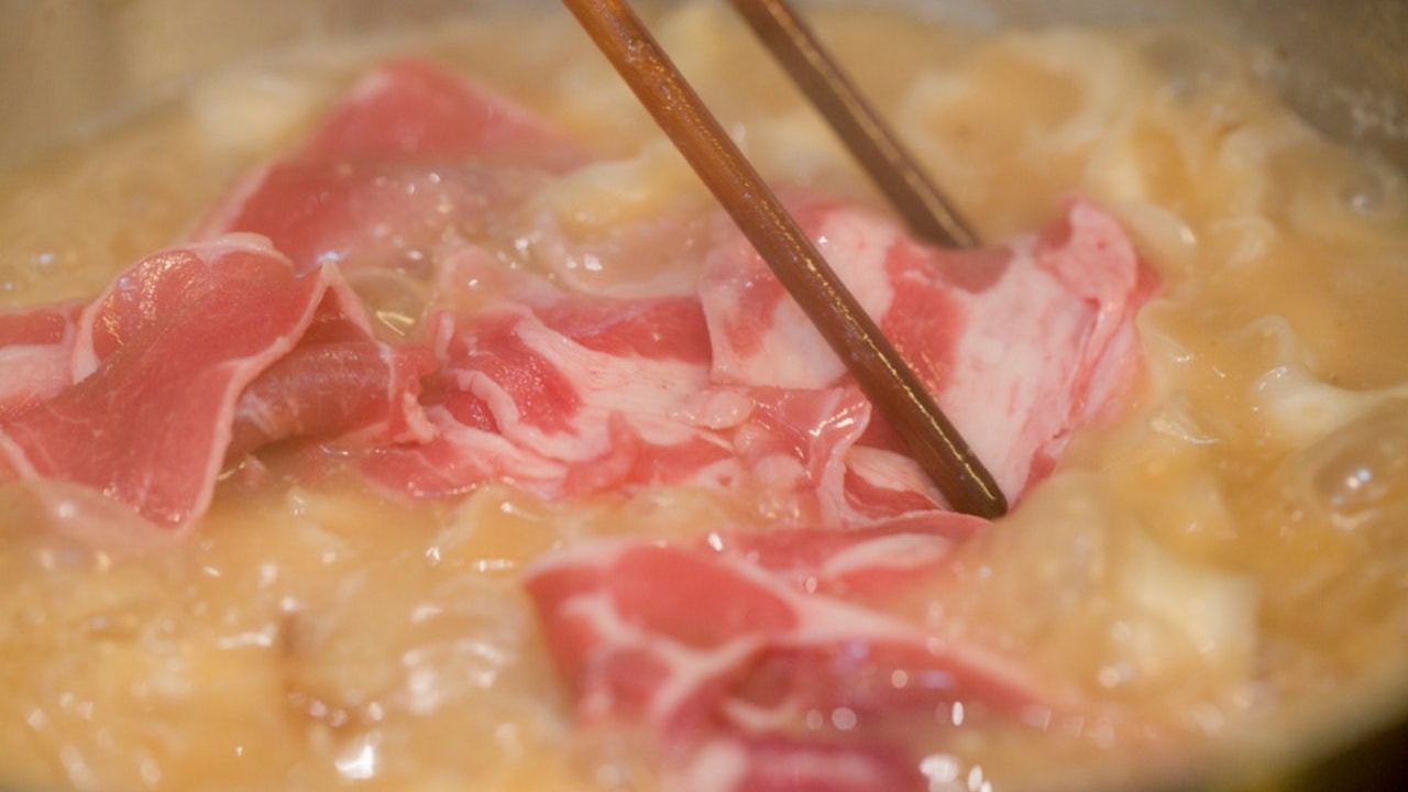 有網民表示請朋友到家中打邊爐之後,因對方未有夾錢而覺得不滿。(資料圖片) 有網民表示請朋友到家中打邊爐之後,因對方未有夾錢而覺得不滿。(資料圖片)