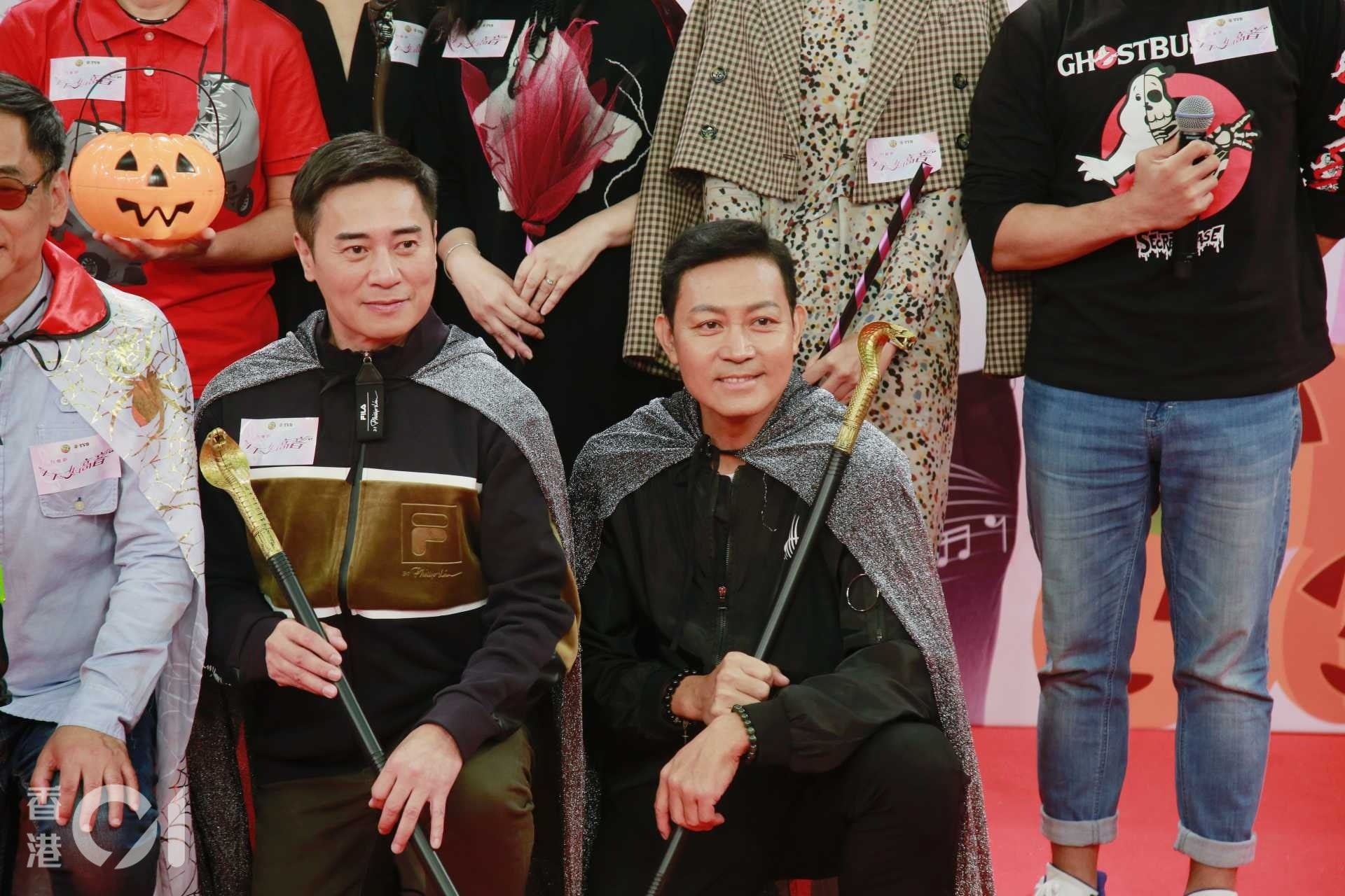 10月31日出席活動時,曾偉權已經消瘦了不少,當時他也向《香港01》記者承認肺部出現健康問題。(資料圖片) 10月31日出席活動時,曾偉權已經消瘦了不少,當時他也向《香港01》記者承認肺部出現健康問題。(資料圖片)