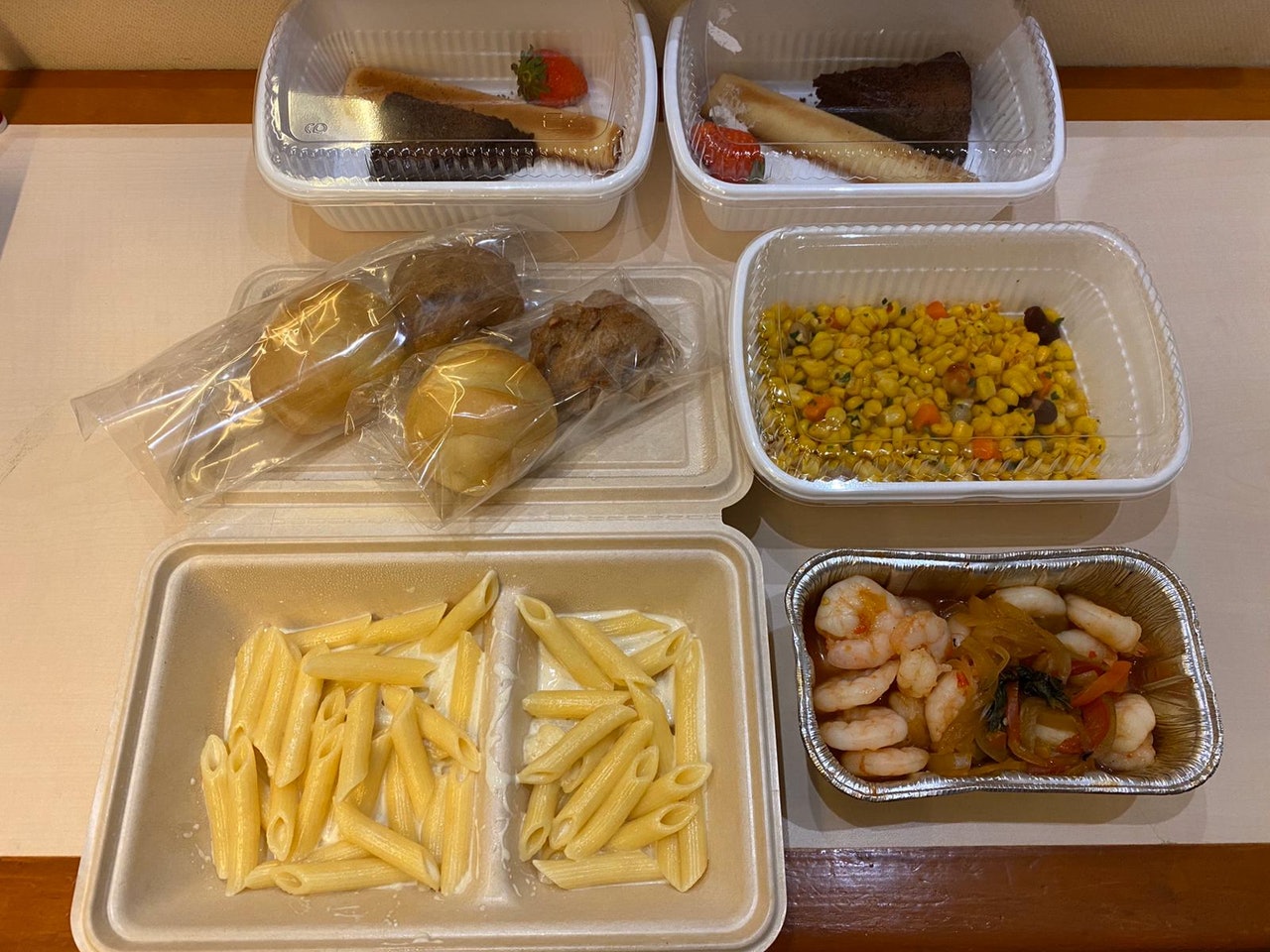 船上今晚提供的晚餐。(讀者提供) 船上今晚提供的晚餐。(讀者提供)