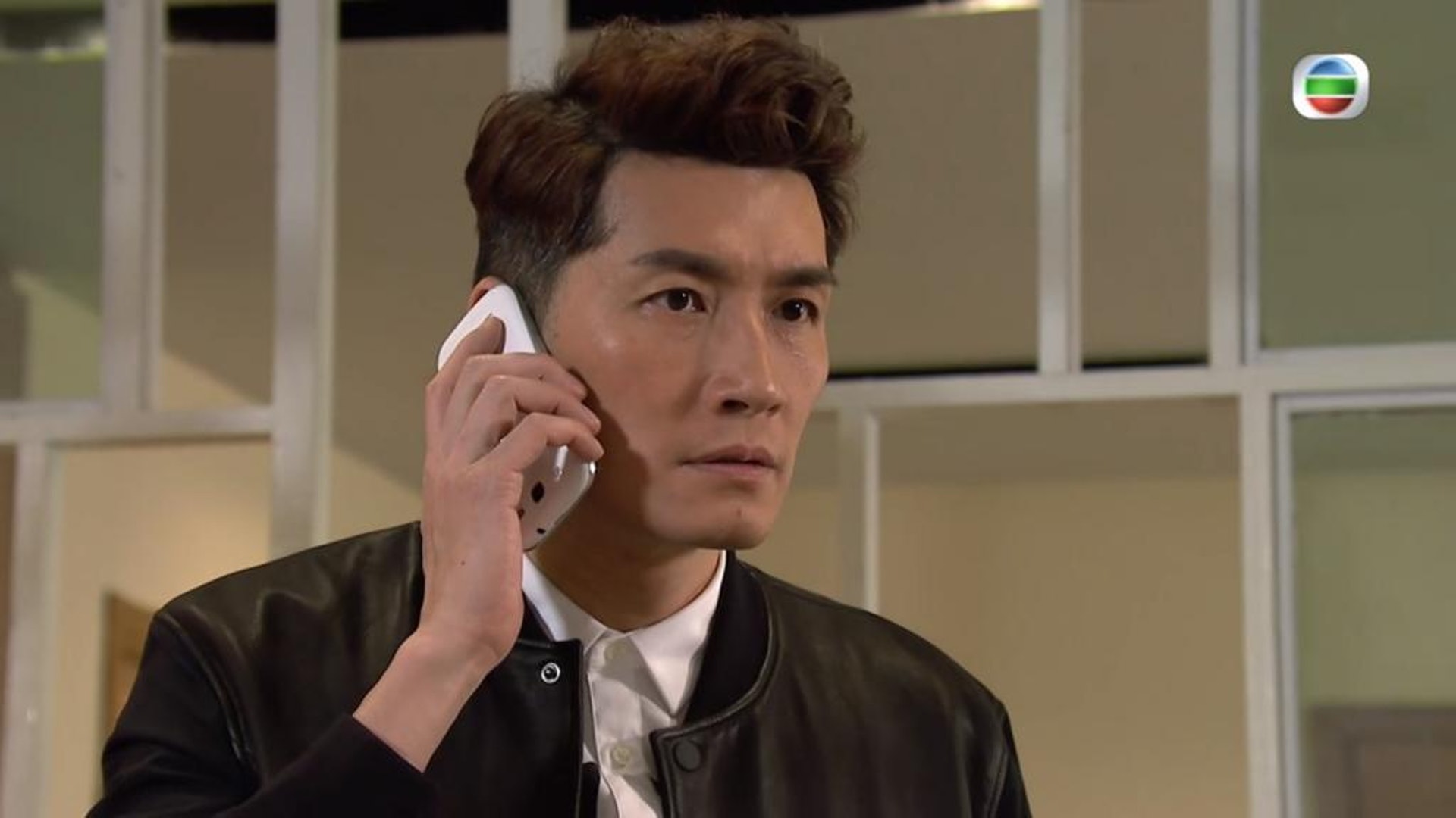 袁文傑在《愛·回家之開心速遞》中飾演潮偉。(TVB)