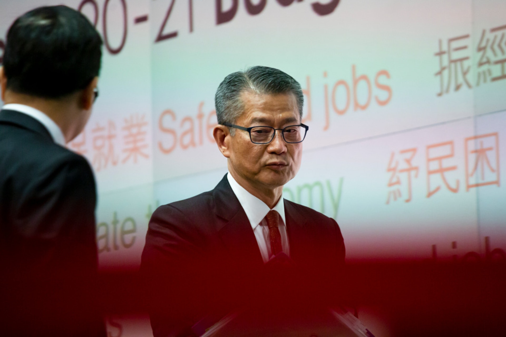 01周報專頁 重複又重複一份早已寫好的預算案 香港01 01周報專頁 重複又重複一份早已寫好的預算案 香港01