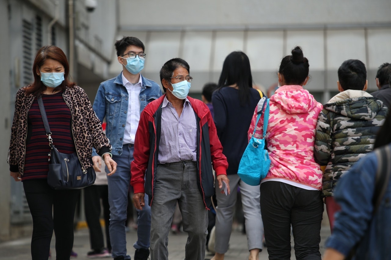「一罩難求」的情況仍然出現,一班在職人士要採購防疫用品依舊十分困難。(資料圖片/梁鵬威攝) 「一罩難求」的情況仍然出現,一班在職人士要採購防疫用品依舊十分困難。(資料圖片/梁鵬威攝)