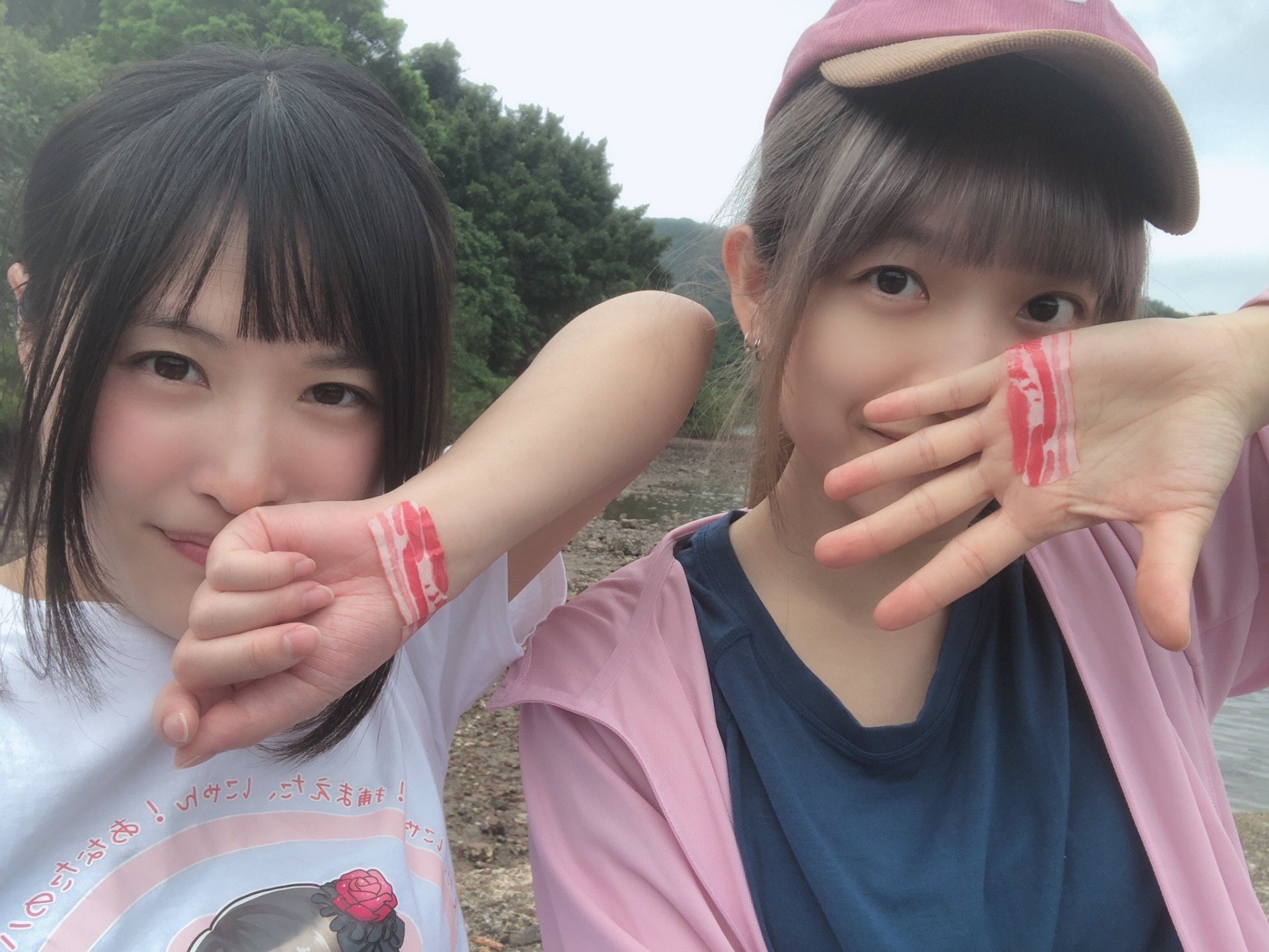 有網民實試煙肉膠布,貼圖分享上手效果。(Twitter帳號「odorimu_shiro」圖片) 有網民實試煙肉膠布,貼圖分享上手效果。(Twitter帳號「odorimu_shiro」圖片)