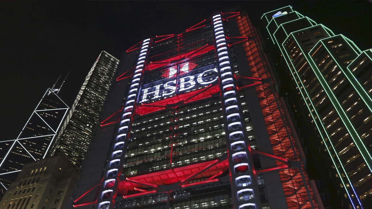 黑色星期一｜匯豐控股跌穿50元大關網民討論幾時撈底做食息一族