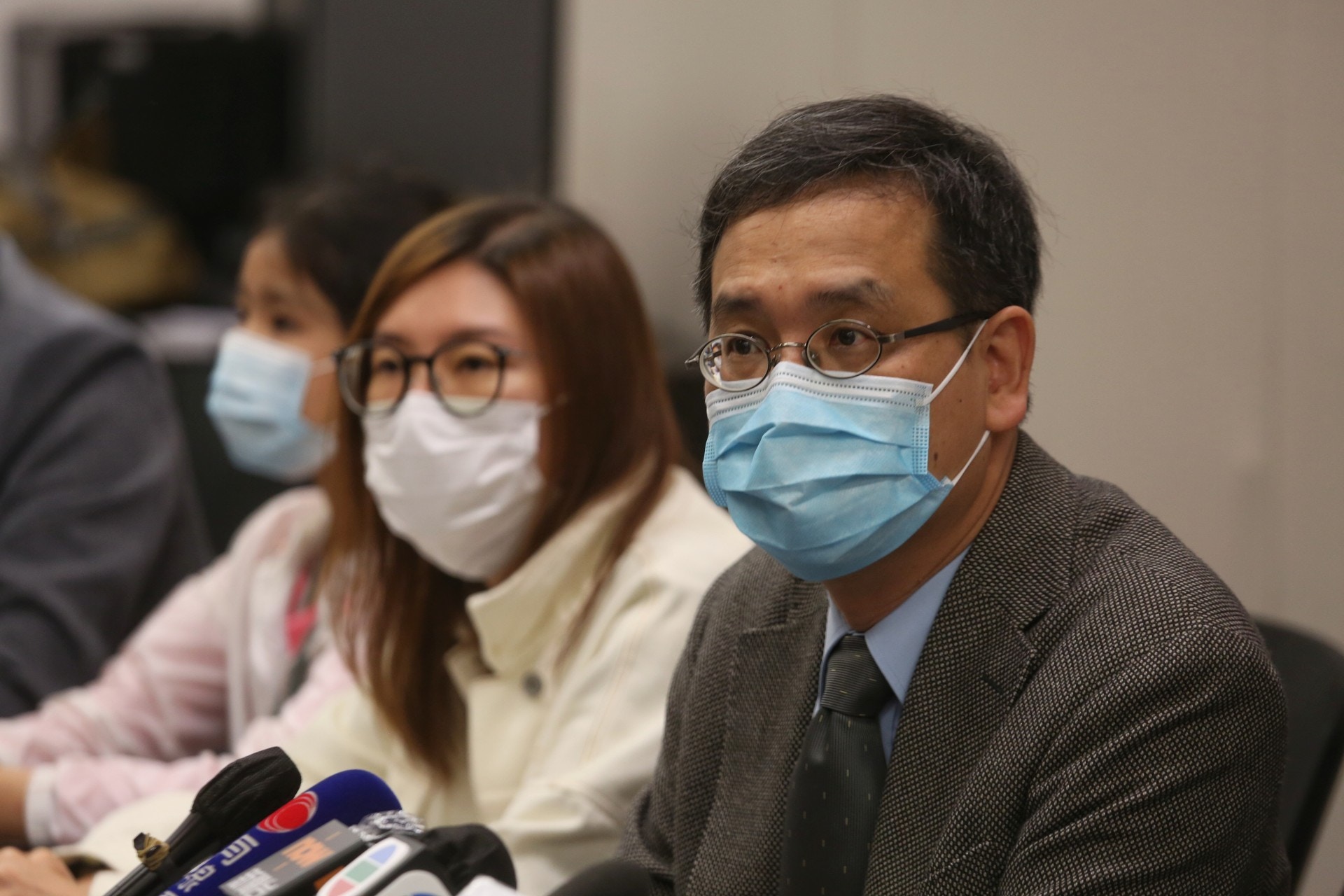 教育界立法會議員葉建源認為，此次疫情突顯基層小朋友因為經濟差異，而令學習條件有缺憾。（張浩維攝）