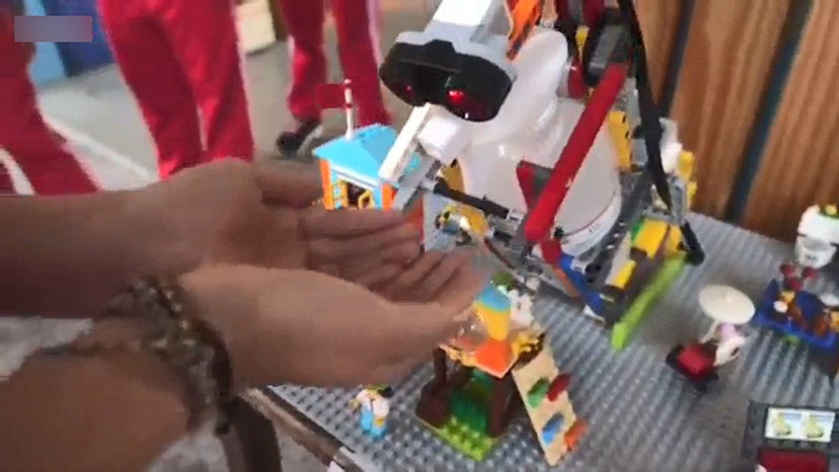 Lego減少企業碳排放量明年起淘汰塑膠袋包裝全因收他們來信 香港01 世界專題 Lego減少企業碳排放量明年起淘汰塑膠袋包裝全因收他們來信 香港01 世界專題