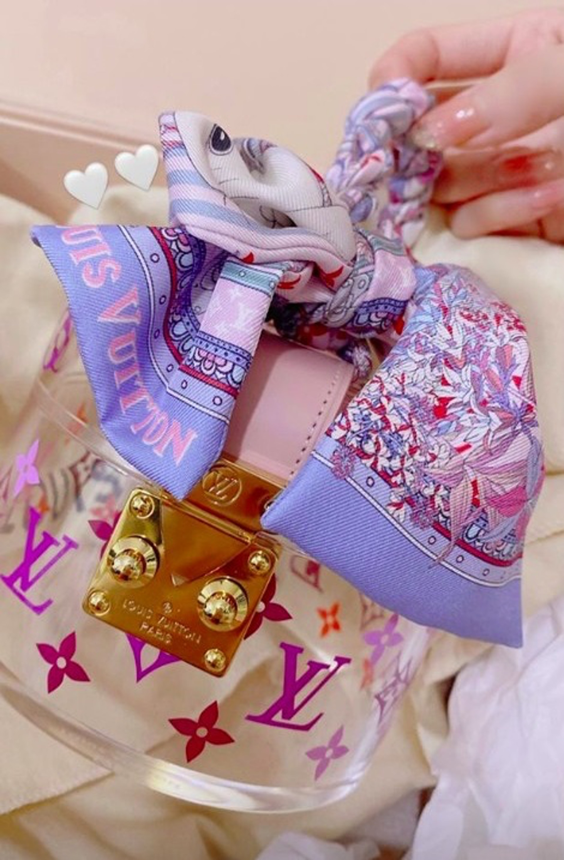 Cammi所收嘅生日禮物。(cbbheree @IG圖片) Cammi所收嘅生日禮物。(cbbheree @IG圖片)