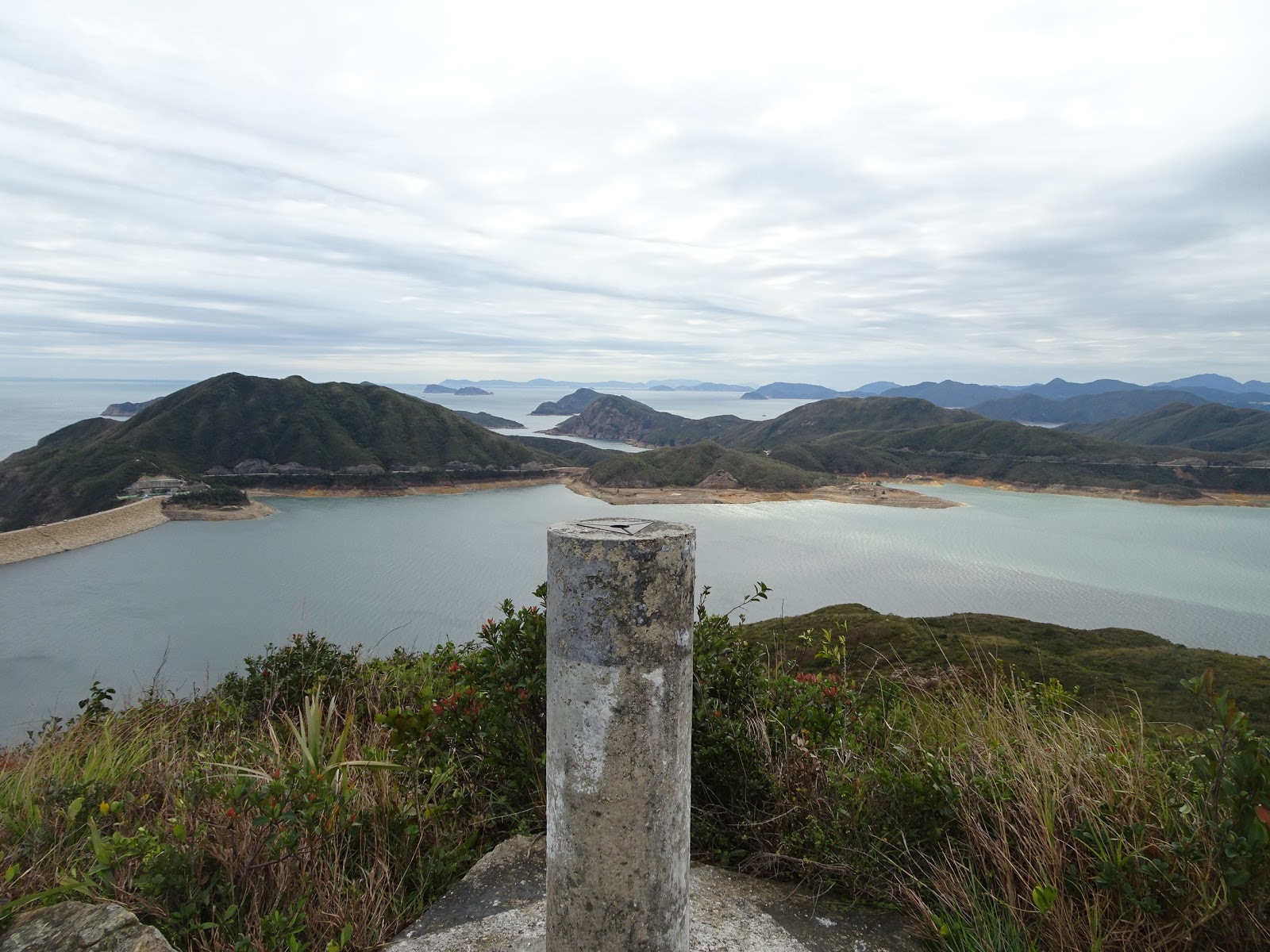 【西貢行山路線】西灣亭出發登蠄蟝石頂　獨孤山飽覽萬宜水庫風光