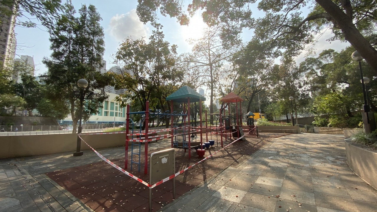 【新冠肺炎】康文署封公園遊樂場健身中心 撤足球場龍門關籃球場 【新冠肺炎】康文署封公園遊樂場健身中心 撤足球場龍門關籃球場