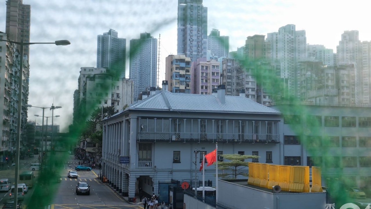 【武漢肺炎】確診女警8同事需入檢疫中心 3人正等候病毒檢測結果