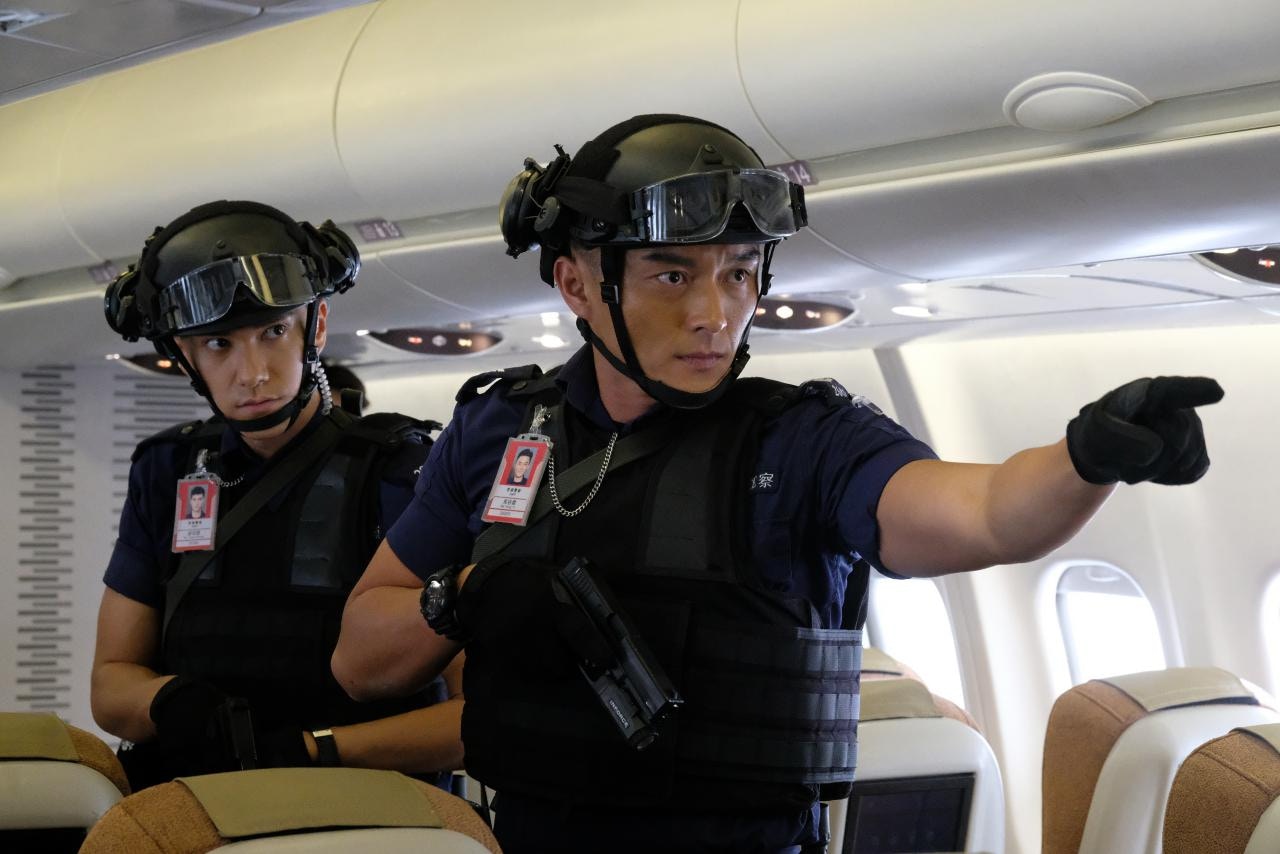 無綫喜愛拍警察題材的劇集，《機場特警》也是其中一部，也算是比較少拍的警察部門，暫時反應都算好，始終觀眾很少接觸這個部門。（劇照）