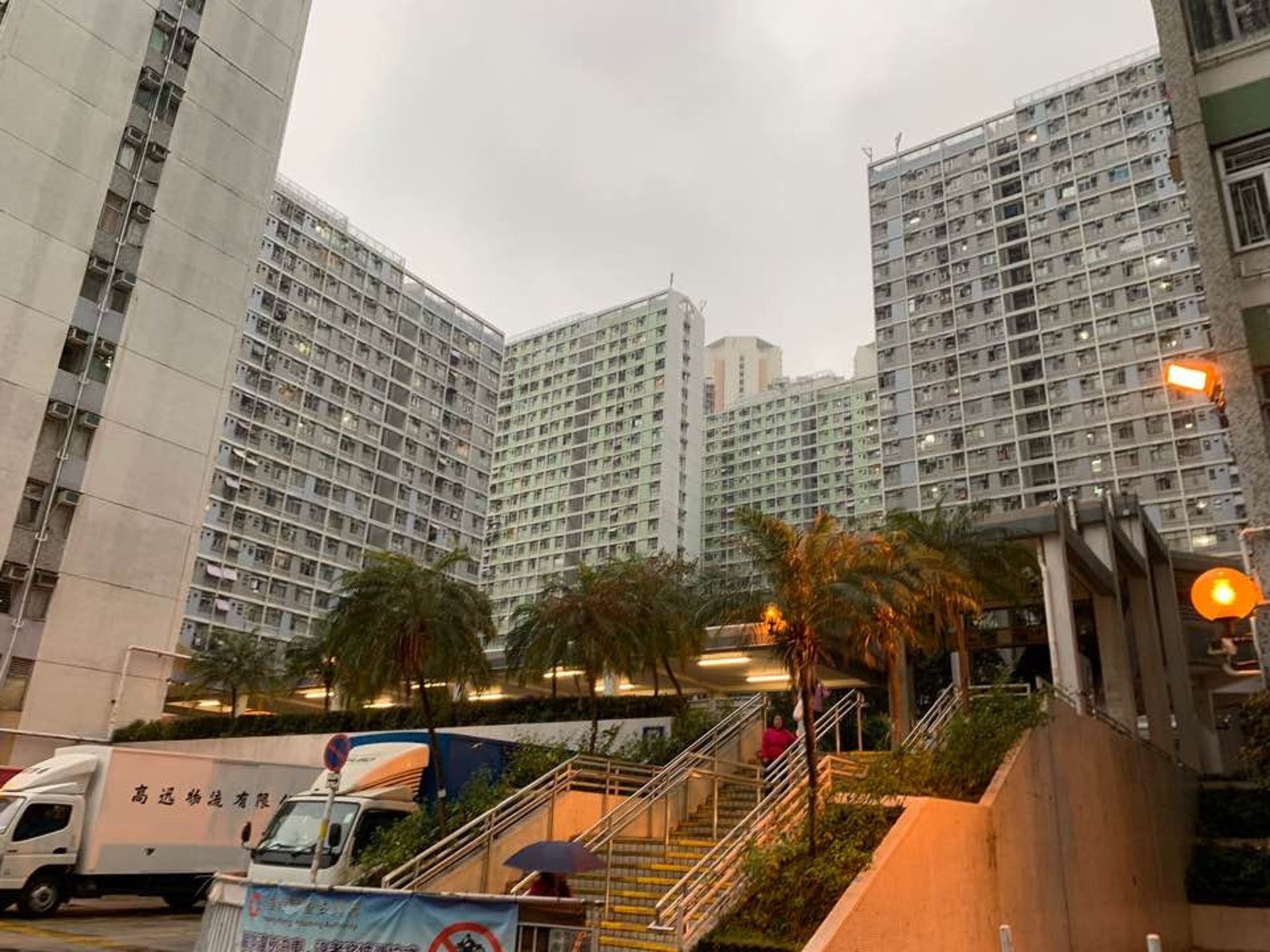 大窩口邨富邦樓有一家三口確診。(資料圖片) 大窩口邨富邦樓有一家三口確診。(資料圖片)