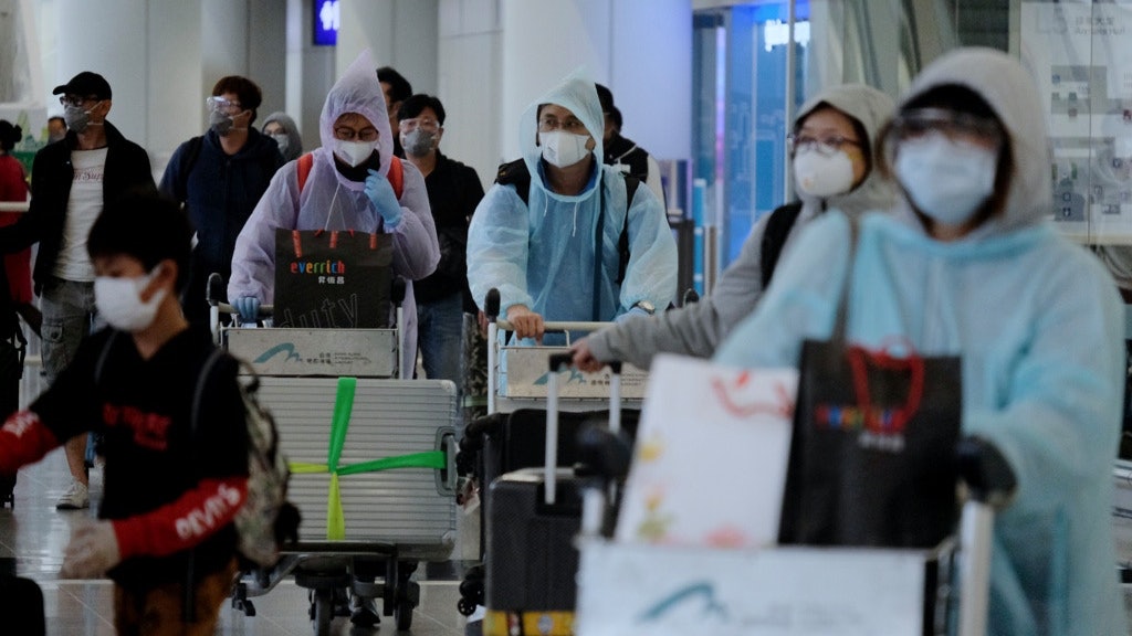 新冠肺炎|港府公布內地設廠港商及員工 可申請回港免強制檢疫 新冠肺炎|港府公布內地設廠港商及員工 可申請回港免強制檢疫