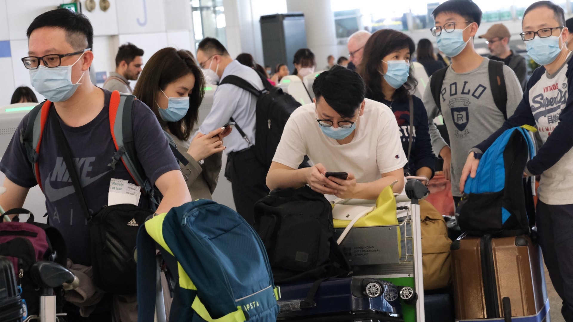 新冠肺炎│楊永強:要習慣抗疫 中港如無個案可研放寬旅客入境 新冠肺炎│楊永強:要習慣抗疫 中港如無個案可研放寬旅客入境