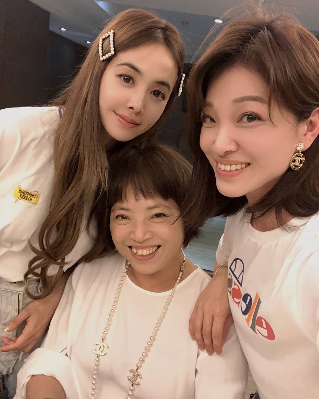 蔡依林、王心凌母親節大曬母女合照Keep得勁好網友驚歎天后基因