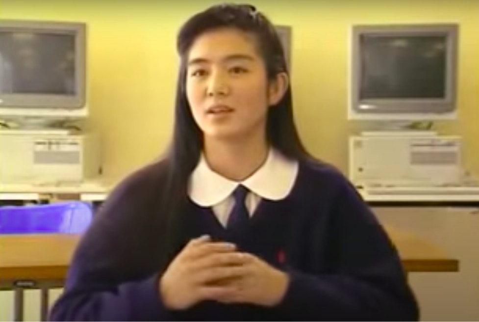 19岁的杨采妮超级清纯。（Youtube影片截图）
