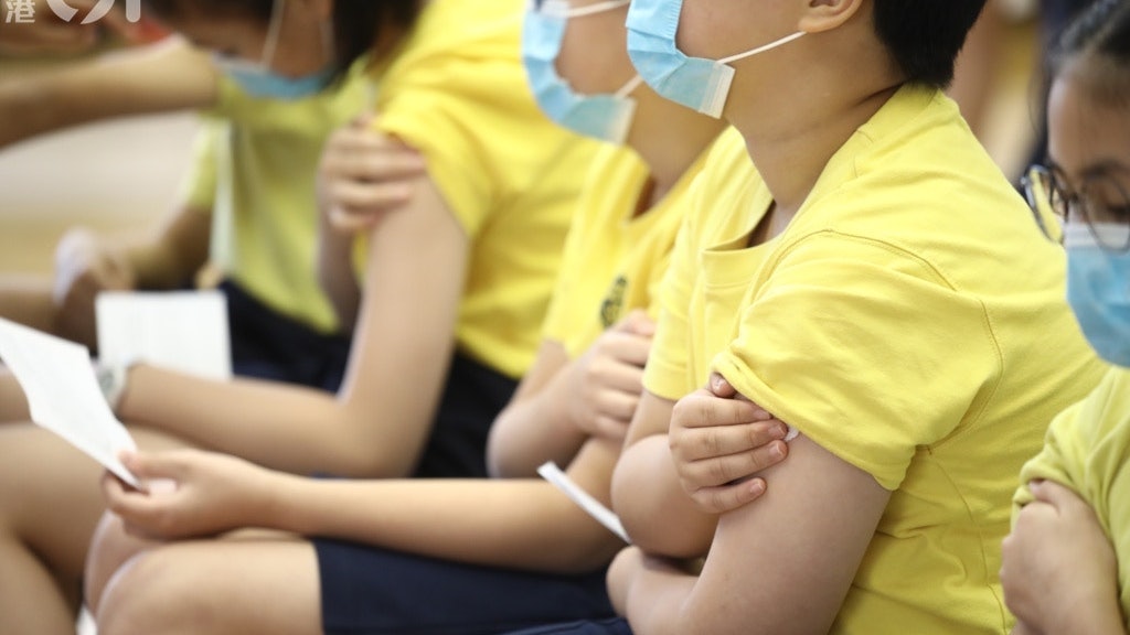 今學年39萬名嬰兒及學童已接種流感疫苗 較上個學年增加9萬人 今學年39萬名嬰兒及學童已接種流感疫苗 較上個學年增加9萬人