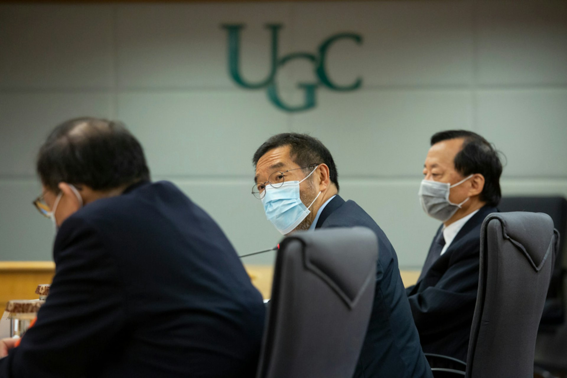 唐家成表示,目前大學資源充足,有能力亦已完成維修,若非新冠肺炎影響,已可順利開學。(龔嘉盛攝) 唐家成表示,目前大學資源充足,有能力亦已完成維修,若非新冠肺炎影響,已可順利開學。(龔嘉盛攝)