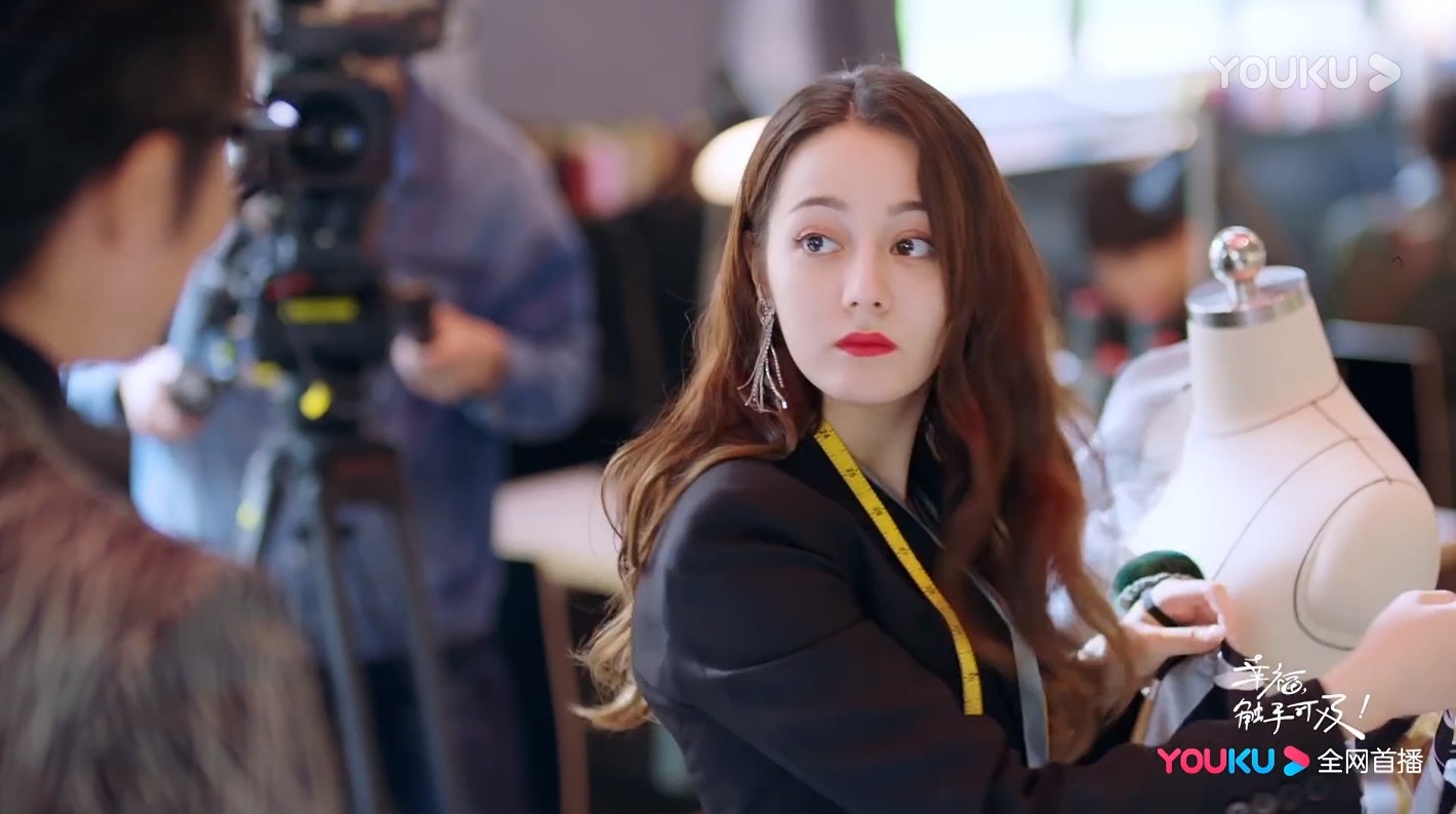 迪麗熱巴新劇定檔5.19　慘遭廣電改劇名引網友吐槽：好老土！【C300美女正妹圖庫 http://bbs2.c300.com.tw】