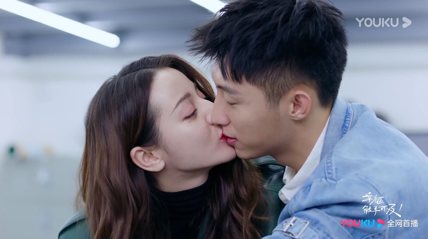 迪麗熱巴新劇定檔5.19　慘遭廣電改劇名引網友吐槽：好老土！【C300美女正妹圖庫 http://bbs2.c300.com.tw】