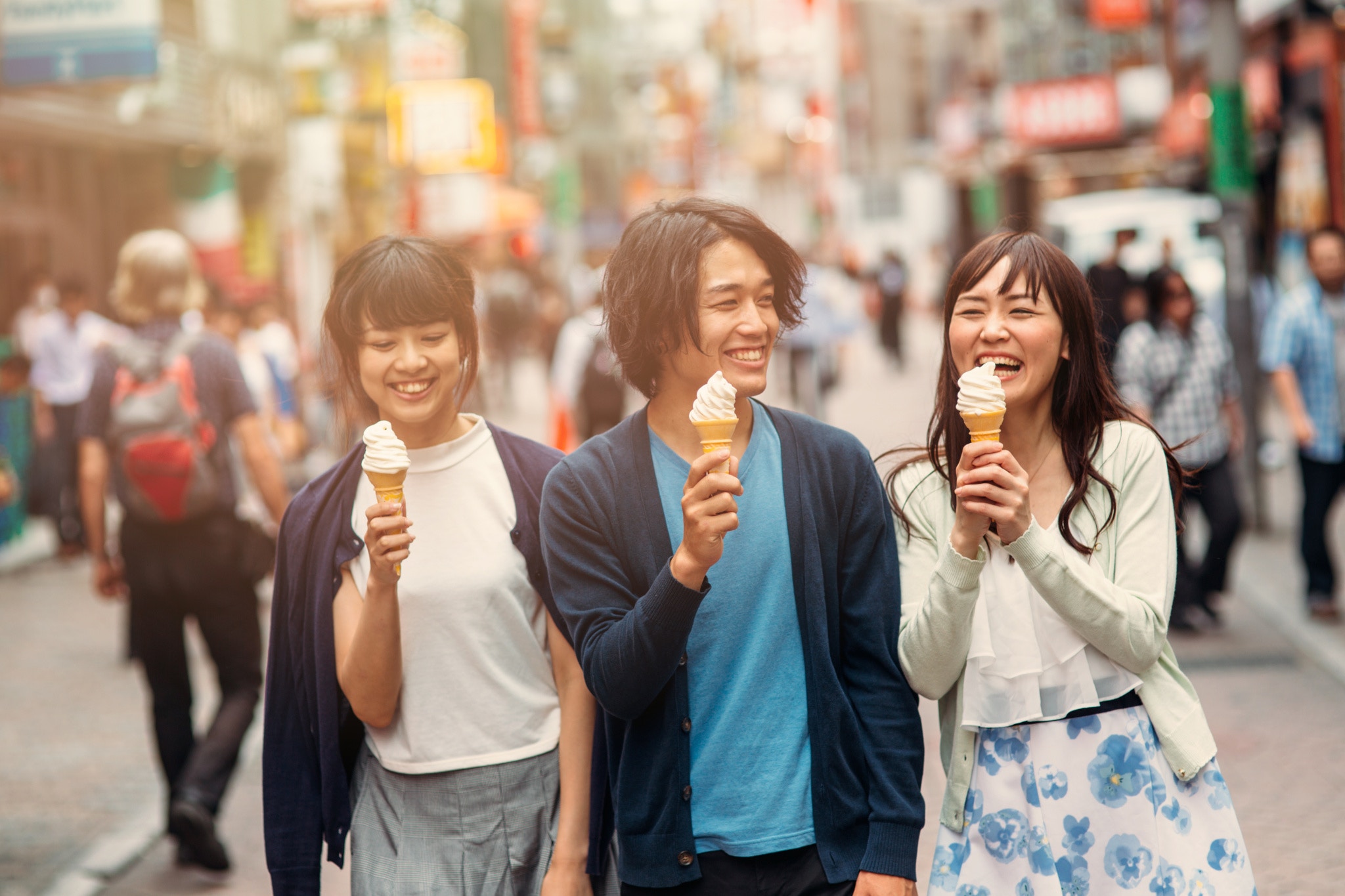 日本發起「Premium Friday」活動，呼籲讓打工仔在每月最後一個星期五提早下班。（視覺中國）