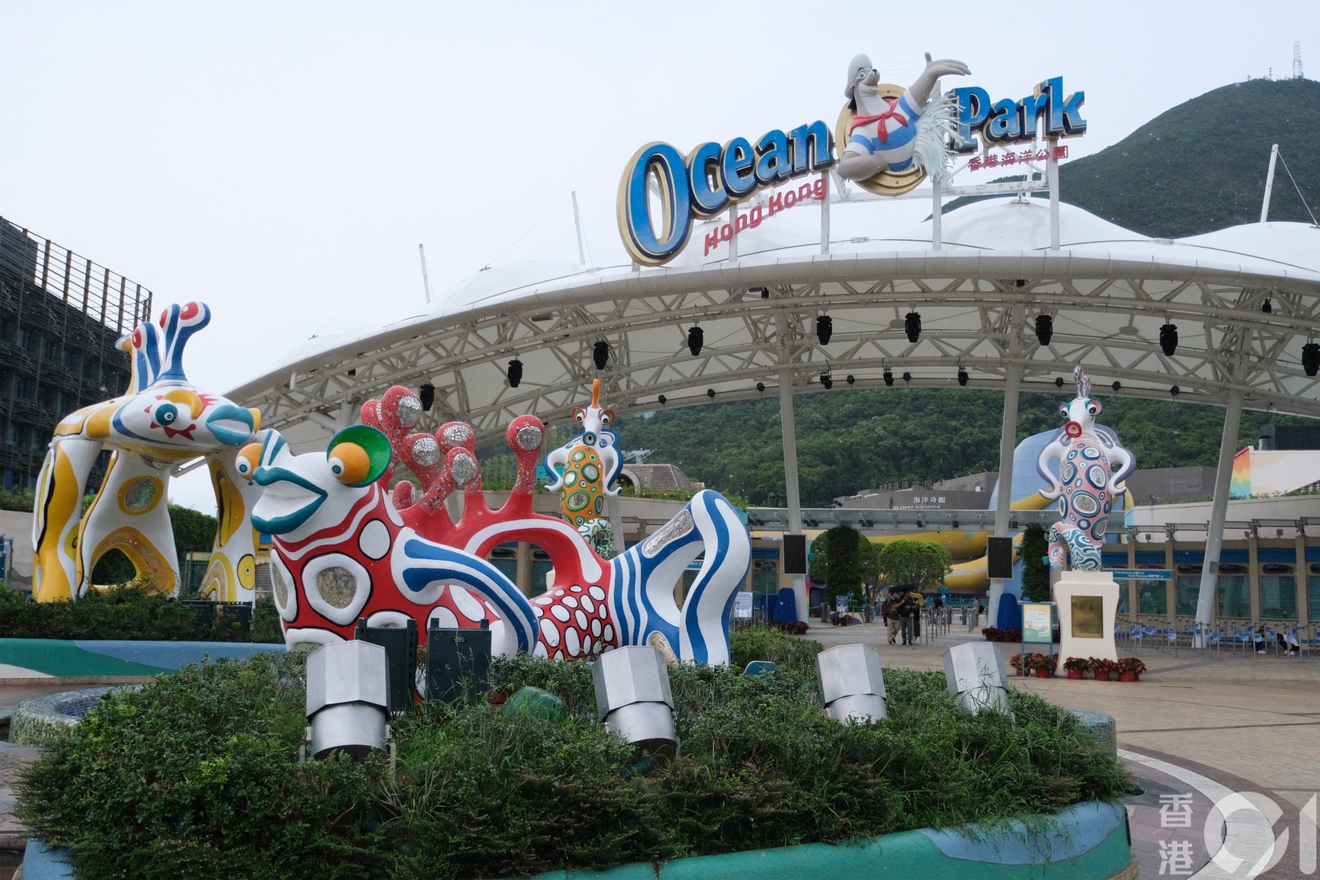 外界質疑海洋公園多年來已得知入園人數下滑問題。(盧翊銘攝) 外界質疑海洋公園多年來已得知入園人數下滑問題。(盧翊銘攝)