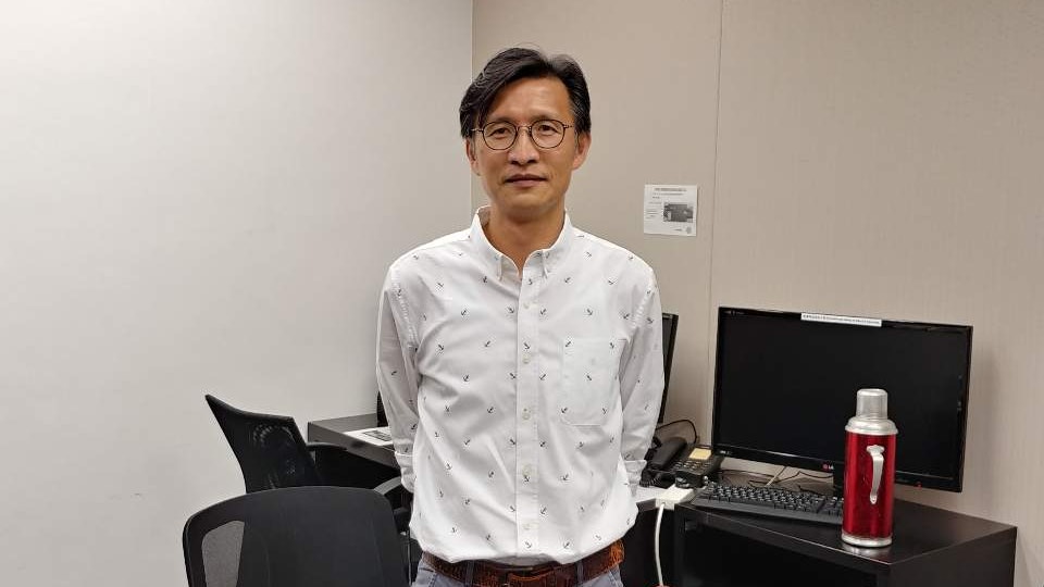 社總張志偉積極考慮參選社福界 政治性選舉不可只重社工服務 社總張志偉積極考慮參選社福界 政治性選舉不可只重社工服務