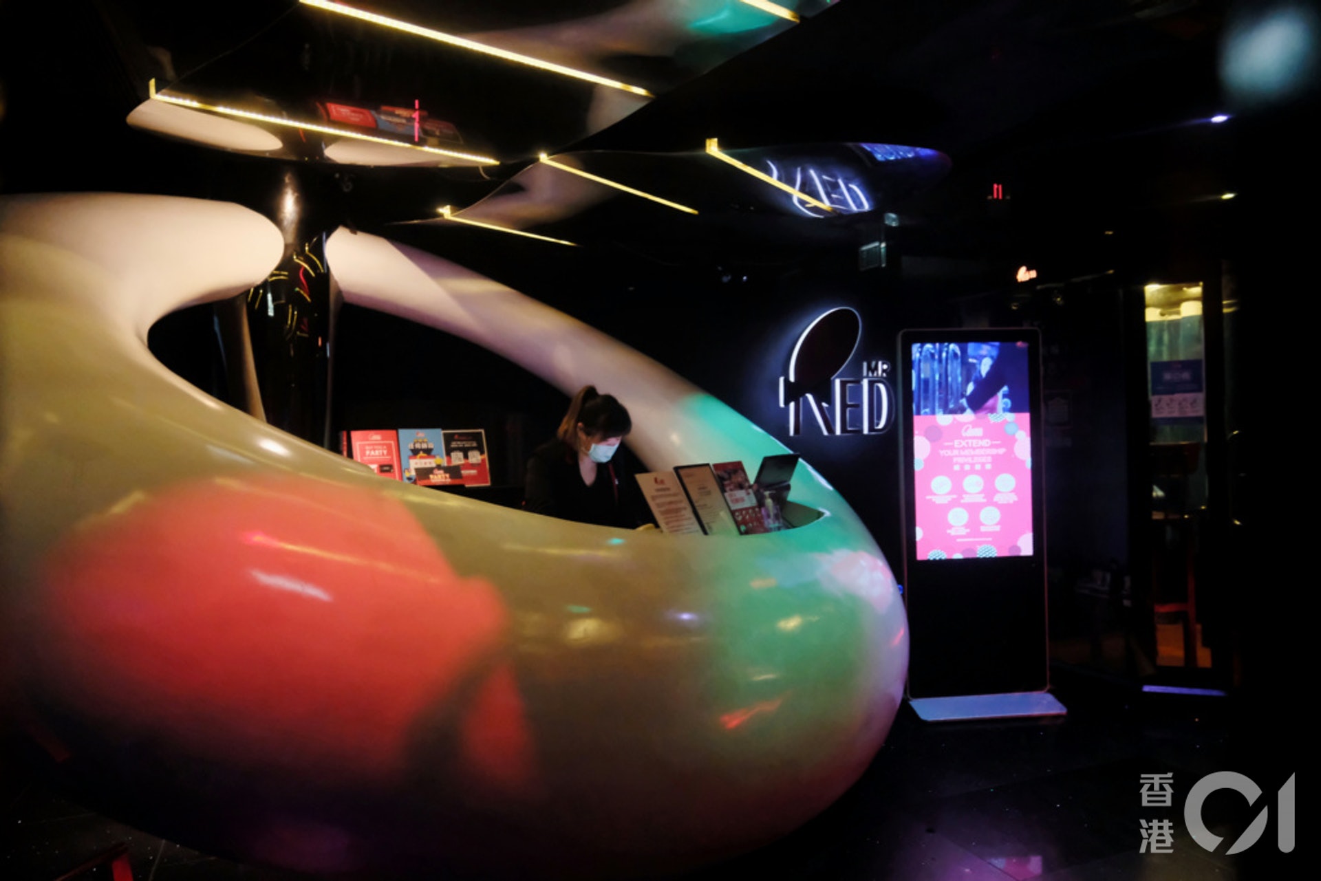 卡拉OK、浴室、派對房間、夜店或夜總會,於5月29日重開。(資料圖片 / 歐嘉樂攝) 卡拉OK、浴室、派對房間、夜店或夜總會,於5月29日重開。(資料圖片 / 歐嘉樂攝)