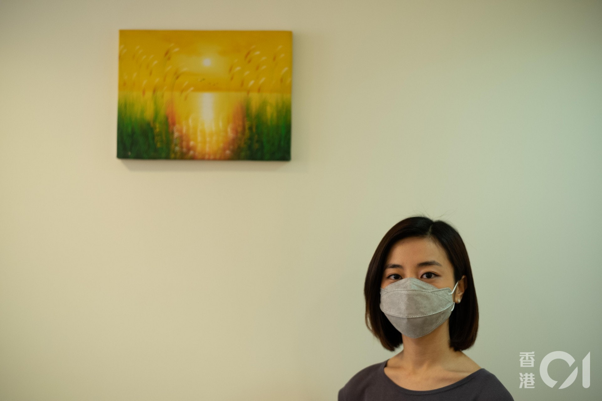 鮑海茵表示,疫情持續下,充斥不確定性,常人或因而感到迷惘,情緒病患者抗逆力不足時,亦會起伏不定。(高仲明攝) 鮑海茵表示,疫情持續下,充斥不確定性,常人或因而感到迷惘,情緒病患者抗逆力不足時,亦會起伏不定。(高仲明攝)