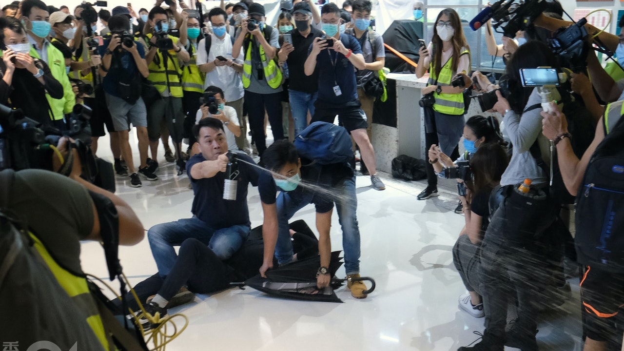 少年毀喜茶被改判更生中心 官指「裝修」行為涉仇視 法庭須嚴懲 少年毀喜茶被改判更生中心 官指「裝修」行為涉仇視 法庭須嚴懲