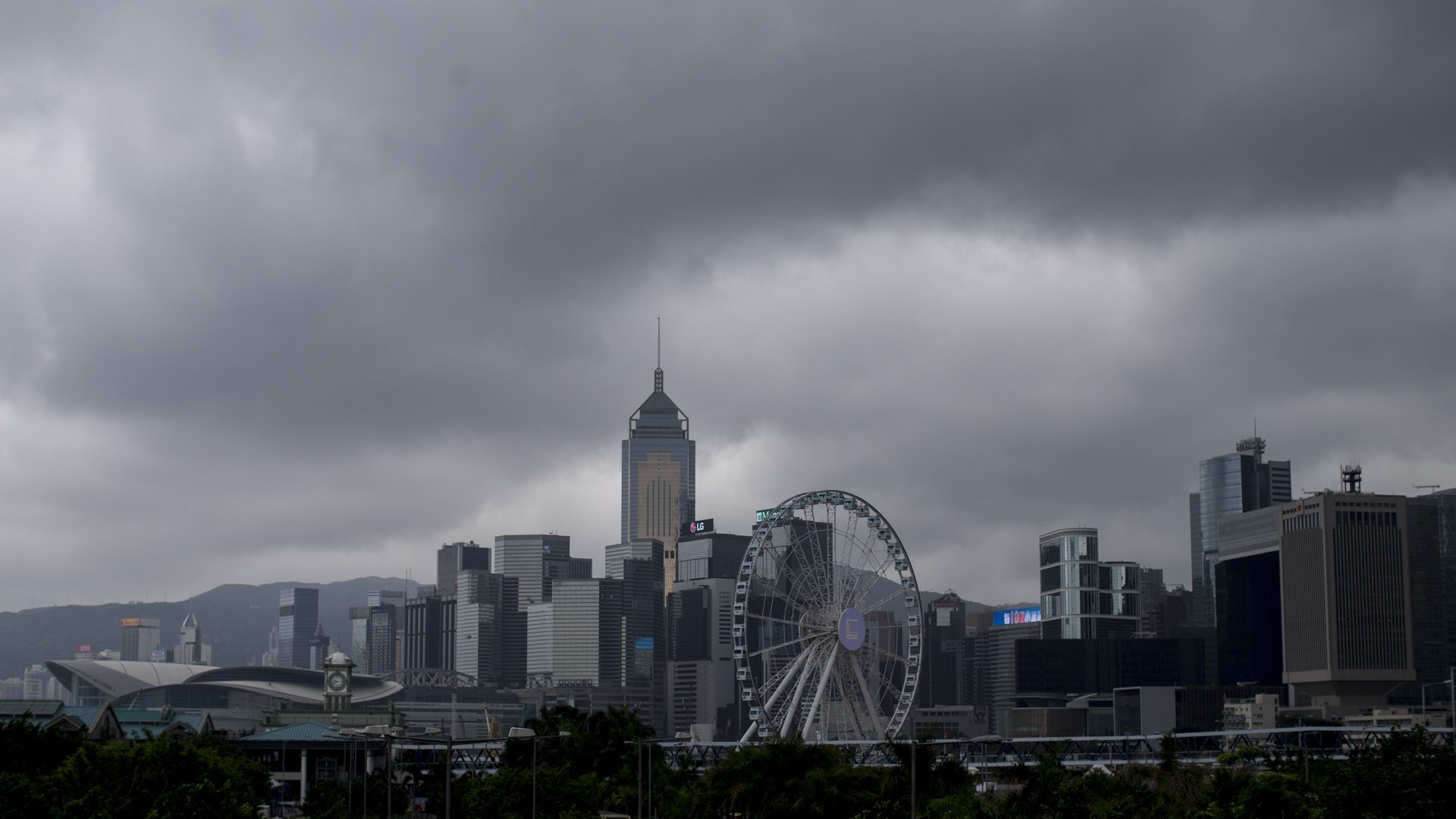 香港預算赤字恐達年初預估3倍　經濟學家料財赤逼近1600億