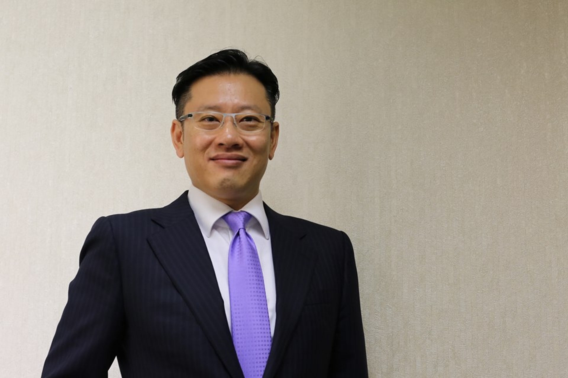 開元資產管理行政總裁張一鳴指,香港人的恐慌性情緒成樓市催化劑,令樓價節節上升。(由受訪者提供) 開元資產管理行政總裁張一鳴指,香港人的恐慌性情緒成樓市催化劑,令樓價節節上升。(由受訪者提供)