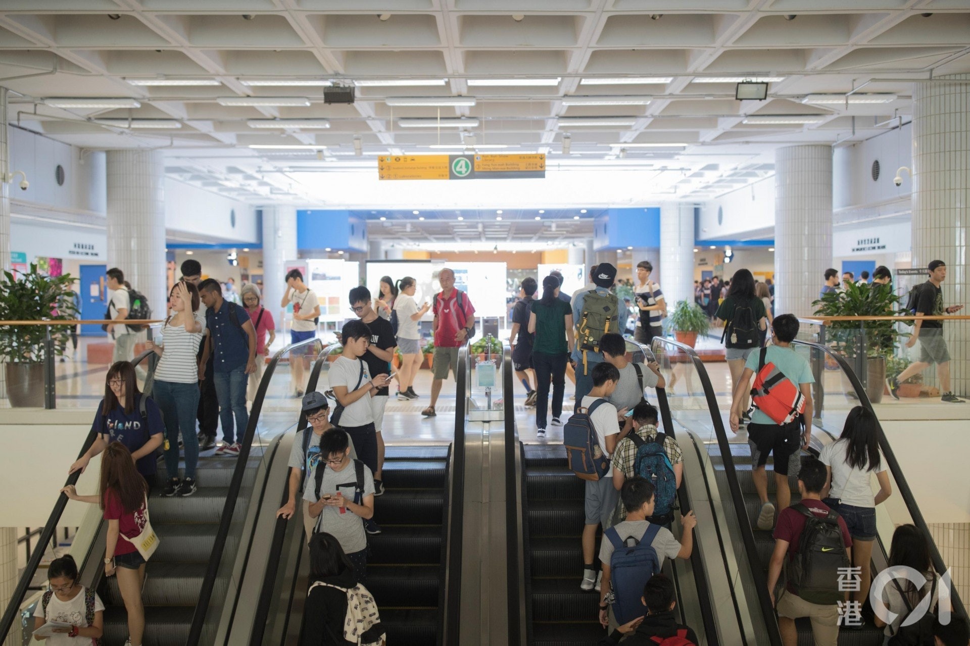 城大擬廢榮譽等級改 優等 三級制人力資源顧問 僱主易混淆 香港01 社會新聞 城大擬廢榮譽等級改 優等 三級制人力資源顧問 僱主易混淆 香港01 社會新聞