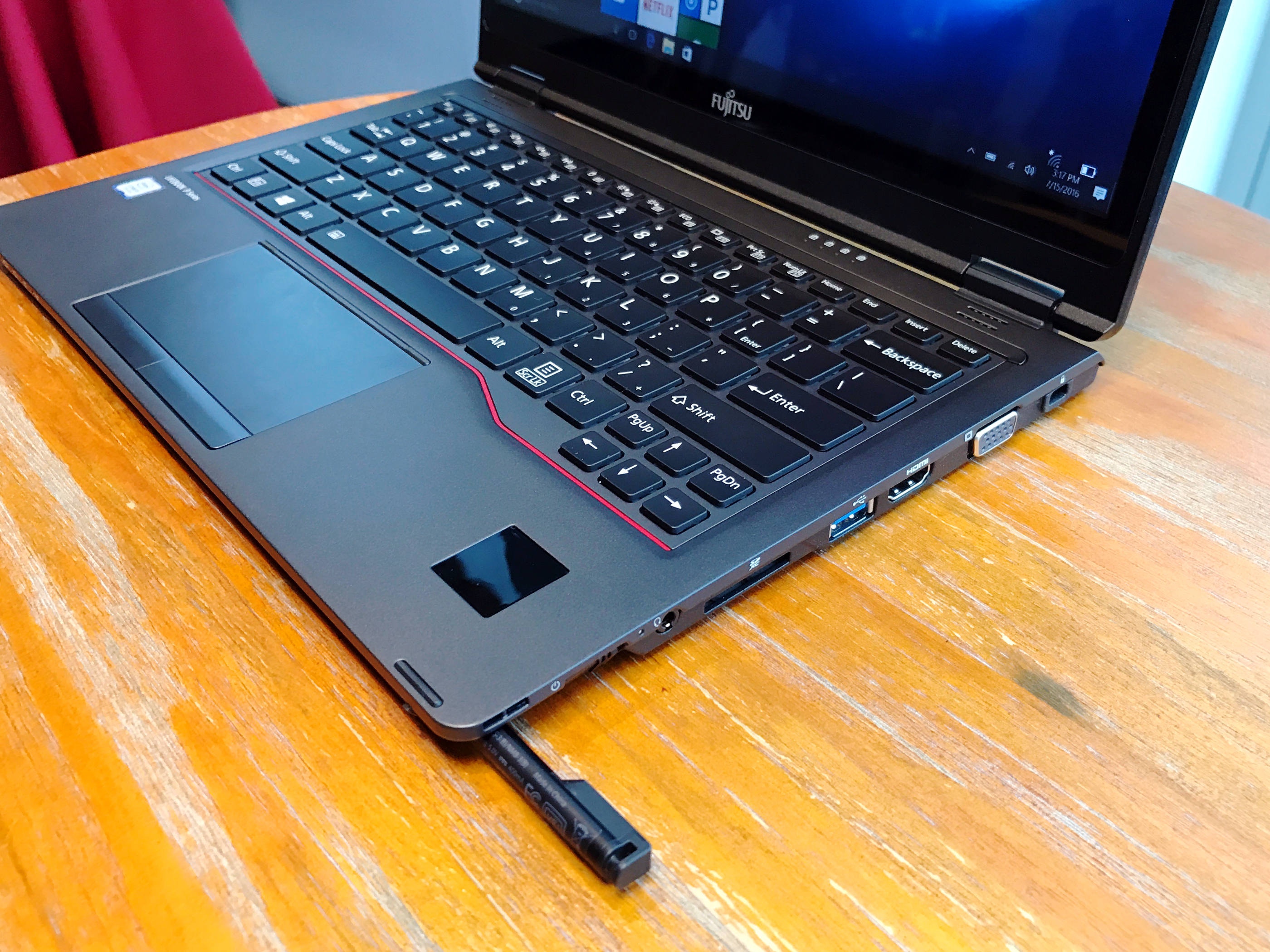 驚きの値段で】 富士通 LIFEBOOK/core Office i7/メモリ8GB/SSD搭載