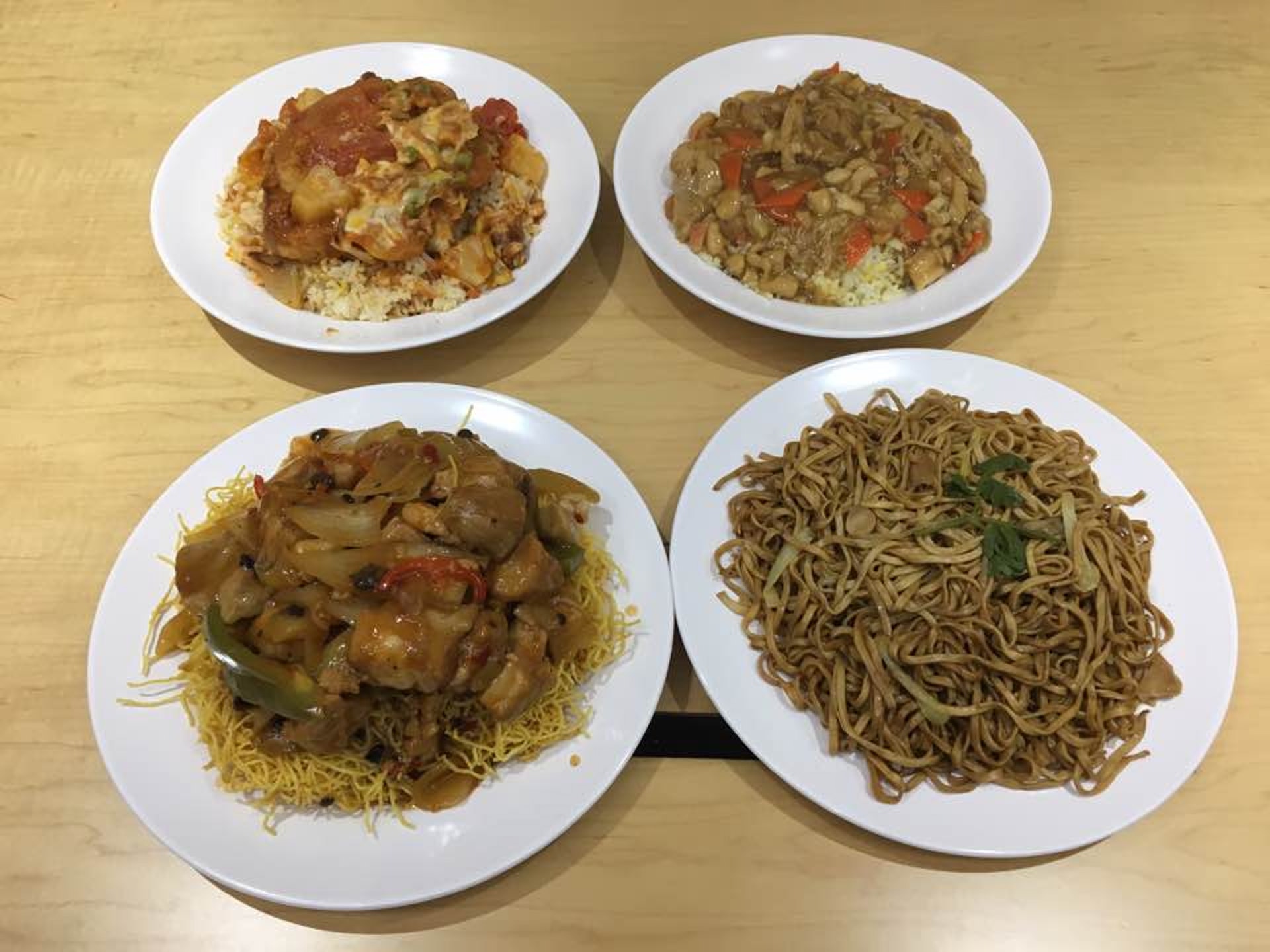 消委會為十款碟頭飯作測試,發現當中逾半鈉含量超標。(李慧妍攝) 消委會為十款碟頭飯作測試,發現當中逾半鈉含量超標。(李慧妍攝)