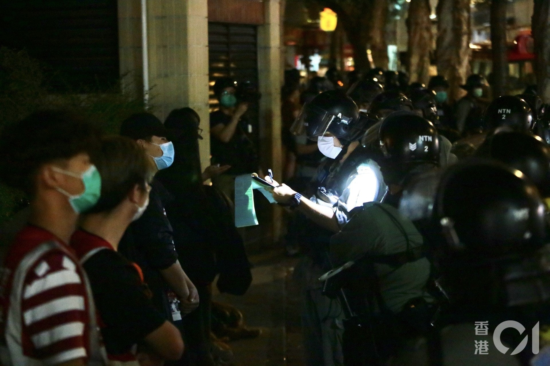政府決定在公眾地方進行羣組聚集的人數限制維持50人。（資料圖片 / 孔繁栩攝）