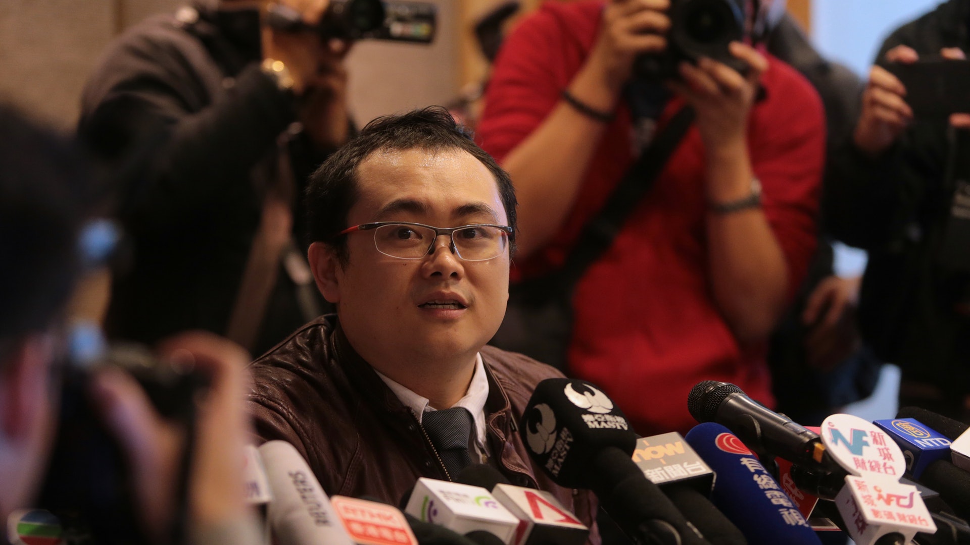 【上海仔甩底】公關代表曾任記者 昨辭記協執委 【上海仔甩底】公關代表曾任記者 昨辭記協執委