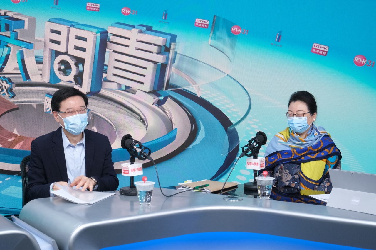 ,鄭若驊指日後會與公署溝通,但不等於工作會受到干涉,無視證據「亂告人」。(羅君豪攝) ,鄭若驊指日後會與公署溝通,但不等於工作會受到干涉,無視證據「亂告人」。(羅君豪攝)