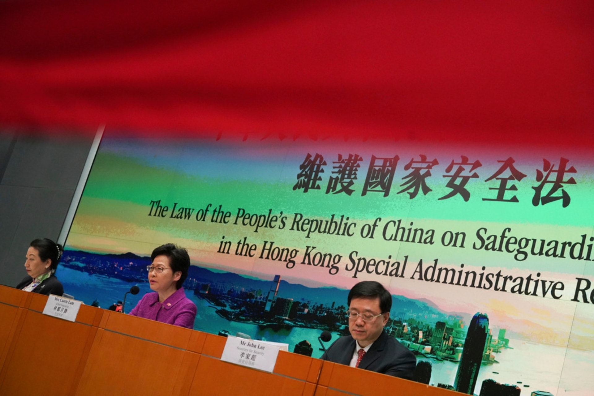 國安法落實後,400萬以上的放盤減少,汪敦敬認為是國安法令市場信心增加,故消化不少放盤。(高仲明攝)