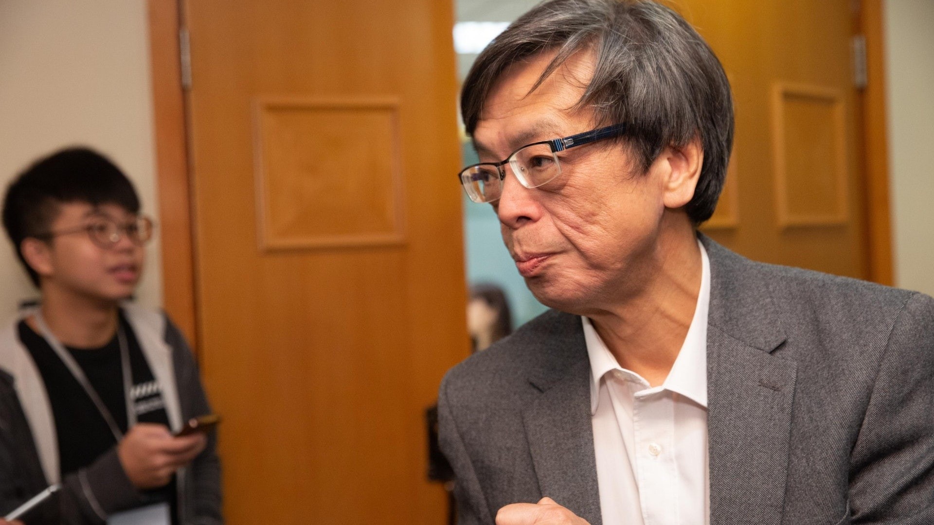 新冠肺炎｜梁子超：若無源頭個案仍上升　須考慮是否暫停大型活動