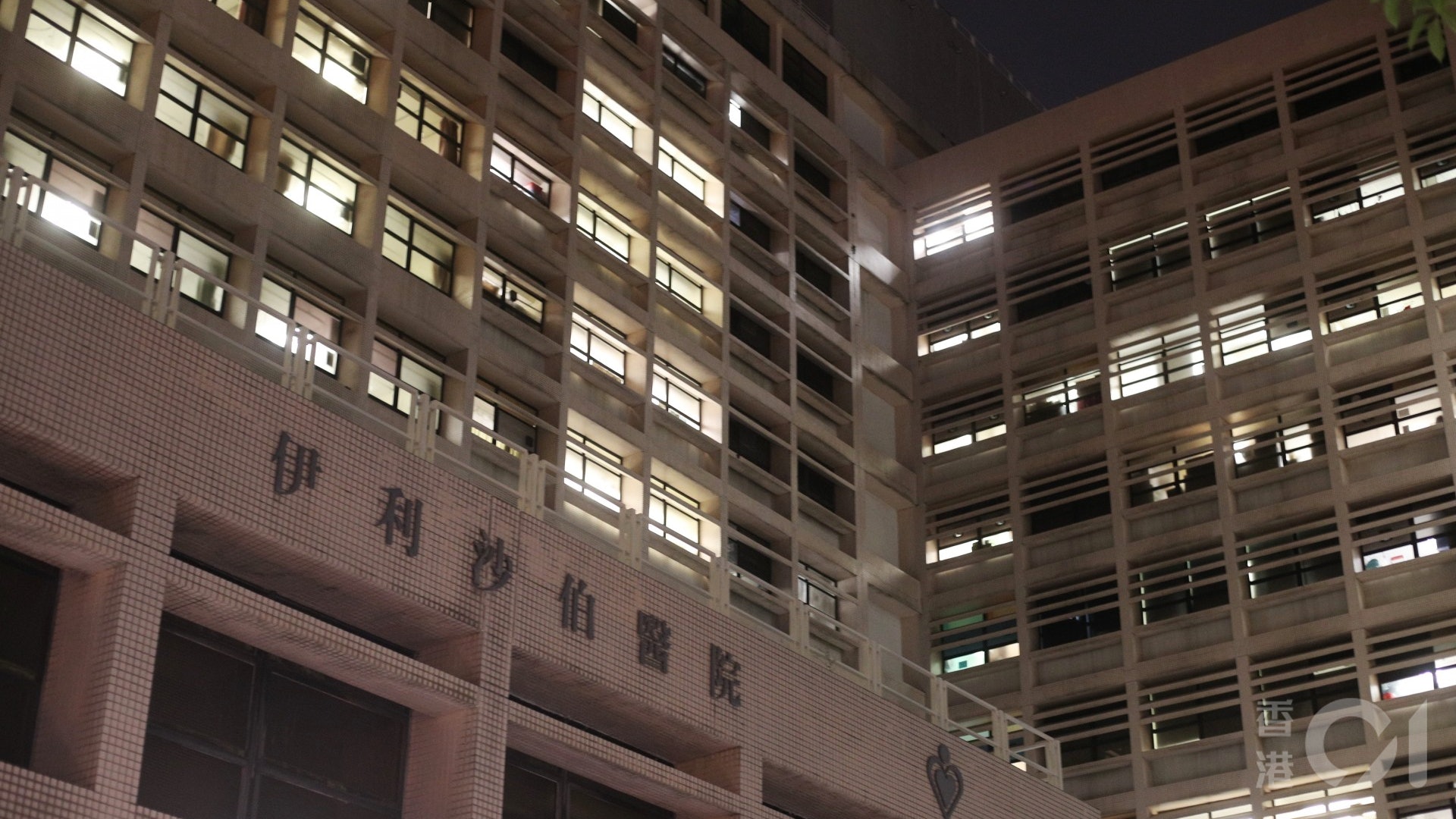 新冠肺炎|居土瓜灣美景樓老婦確診兩周不治 累計203人染疫亡 新冠肺炎|居土瓜灣美景樓老婦確診兩周不治 累計203人染疫亡